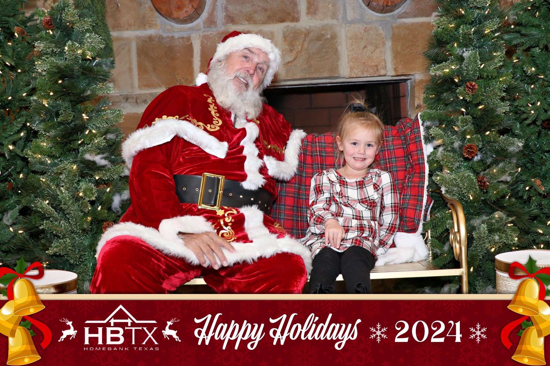 HomeBank Texas Photos with Santa | View more photos from the event at gallery.rckapturedmemories.com/u/RCKapturedMemories/HomeBank-Texas-Photos-with-Santa