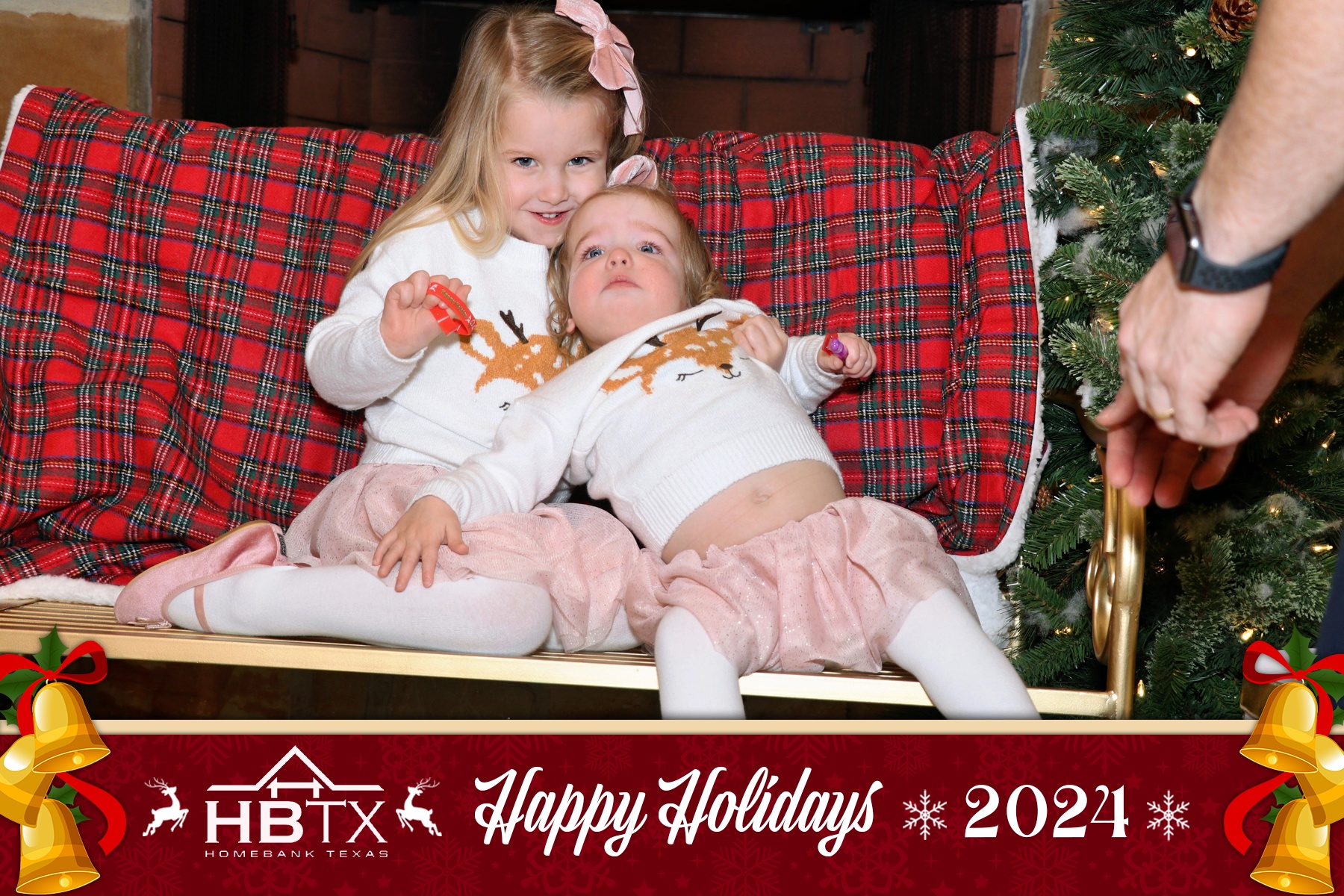 HomeBank Texas Photos with Santa | View more photos from the event at gallery.rckapturedmemories.com/u/RCKapturedMemories/HomeBank-Texas-Photos-with-Santa