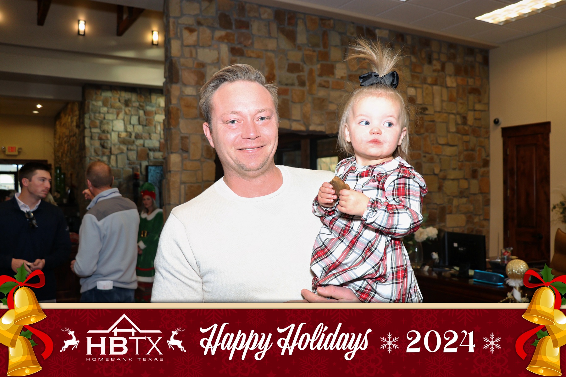 HomeBank Texas Photos with Santa | View more photos from the event at gallery.rckapturedmemories.com/u/RCKapturedMemories/HomeBank-Texas-Photos-with-Santa