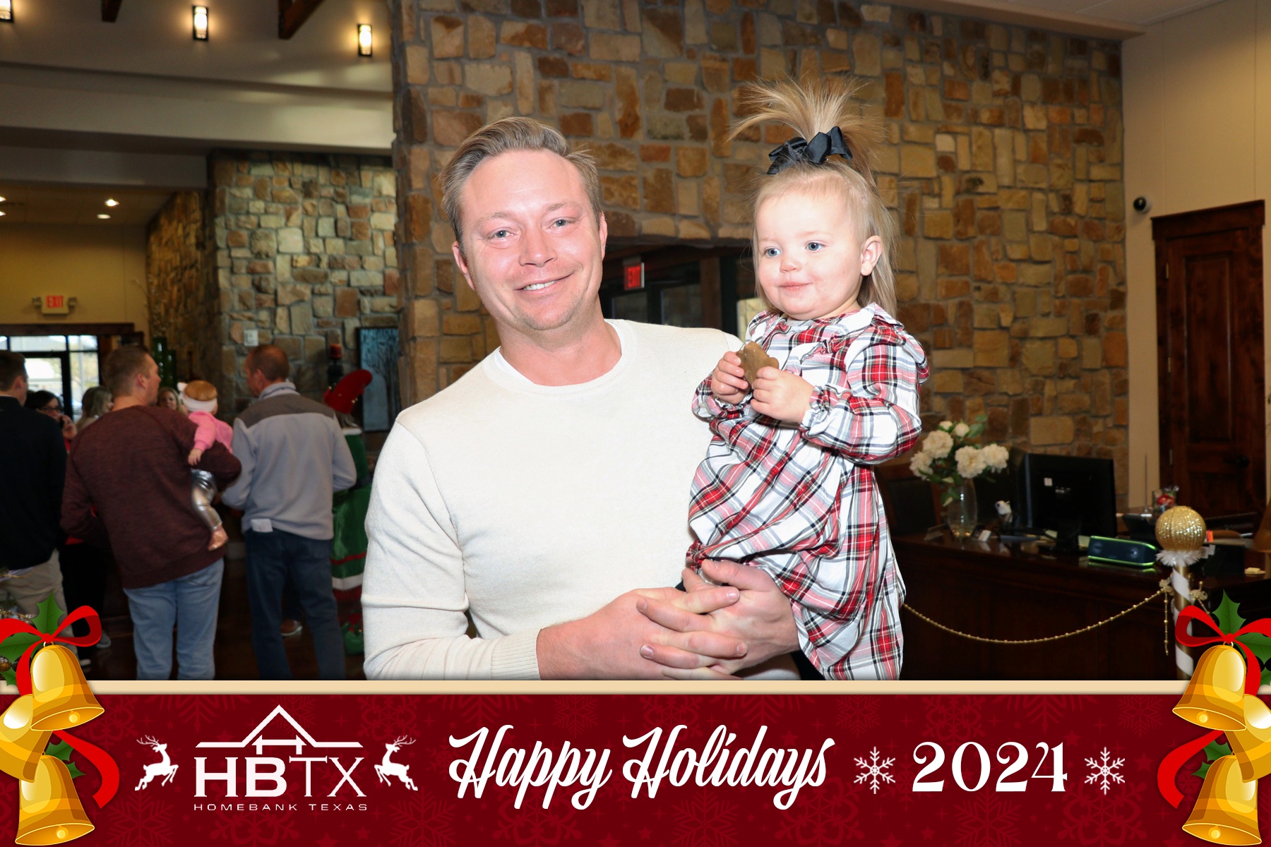 HomeBank Texas Photos with Santa | View more photos from the event at gallery.rckapturedmemories.com/u/RCKapturedMemories/HomeBank-Texas-Photos-with-Santa