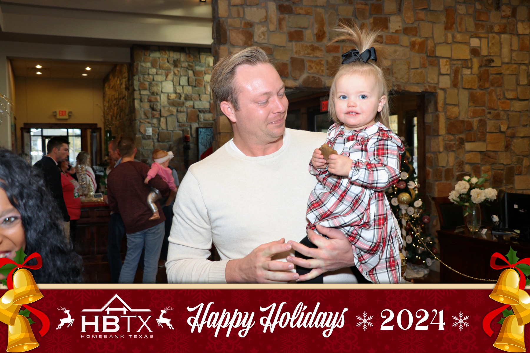 HomeBank Texas Photos with Santa | View more photos from the event at gallery.rckapturedmemories.com/u/RCKapturedMemories/HomeBank-Texas-Photos-with-Santa