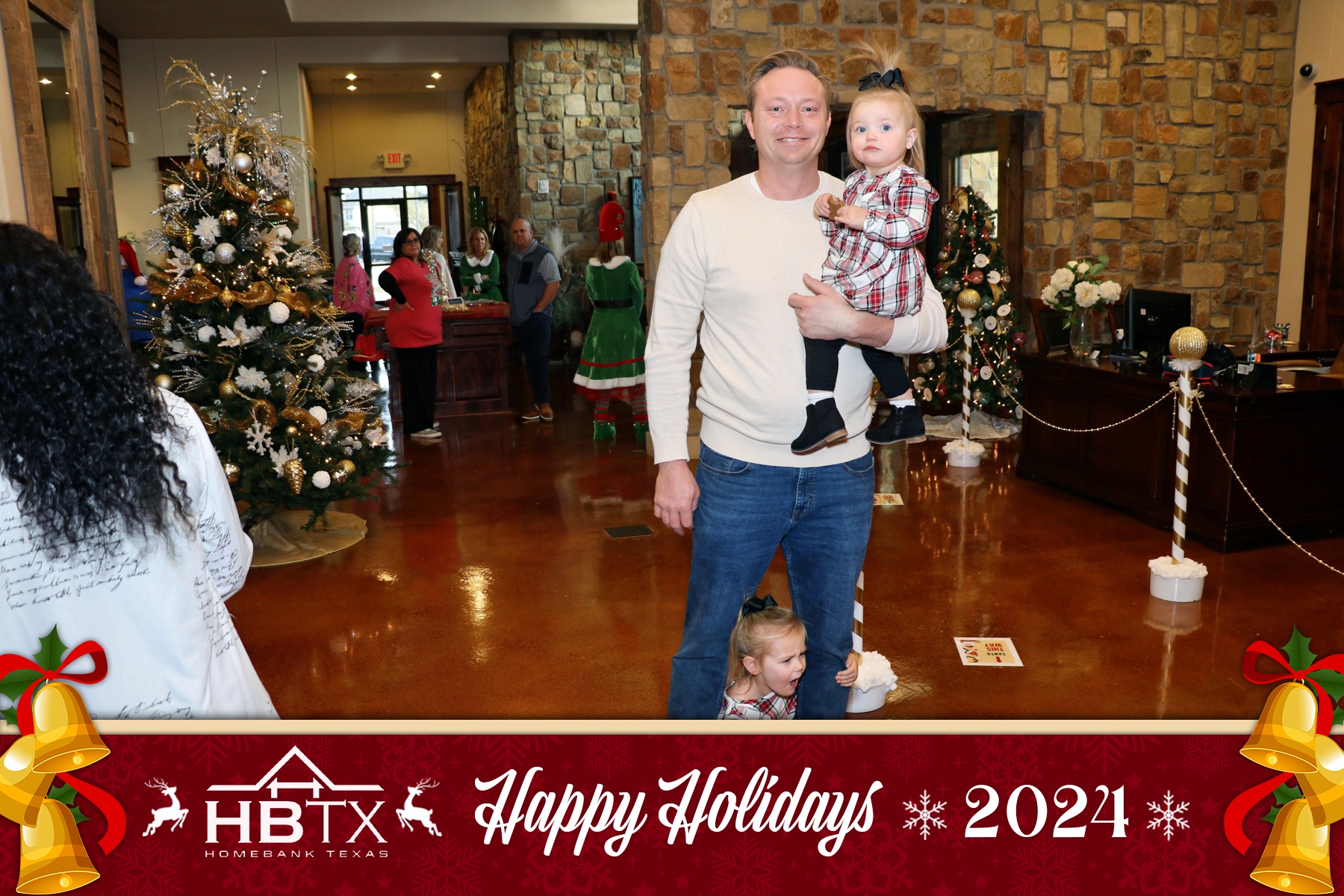 HomeBank Texas Photos with Santa | View more photos from the event at gallery.rckapturedmemories.com/u/RCKapturedMemories/HomeBank-Texas-Photos-with-Santa