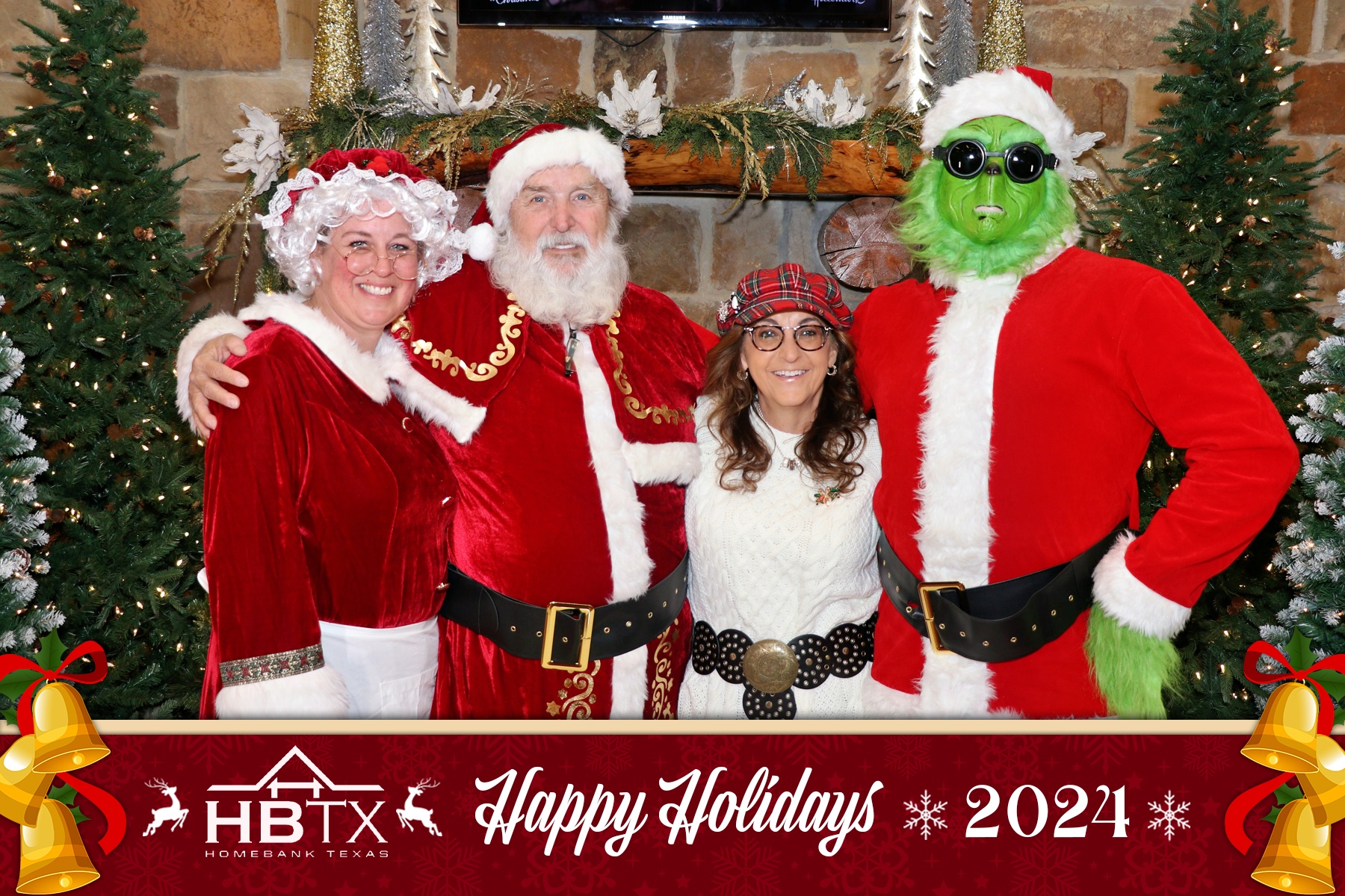 HomeBank Texas Photos with Santa | View more photos from the event at gallery.rckapturedmemories.com/u/RCKapturedMemories/HomeBank-Texas-Photos-with-Santa