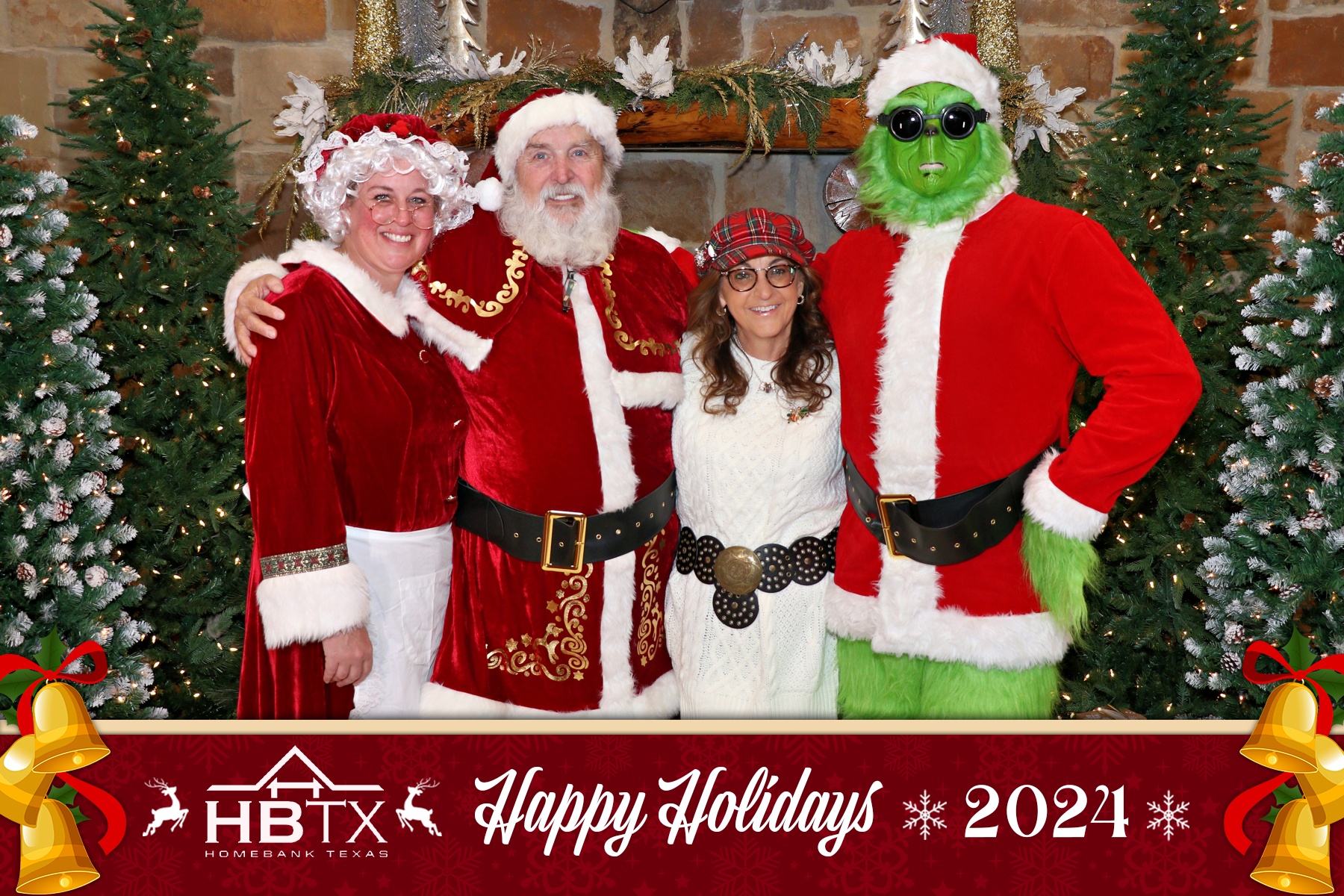 HomeBank Texas Photos with Santa | View more photos from the event at gallery.rckapturedmemories.com/u/RCKapturedMemories/HomeBank-Texas-Photos-with-Santa