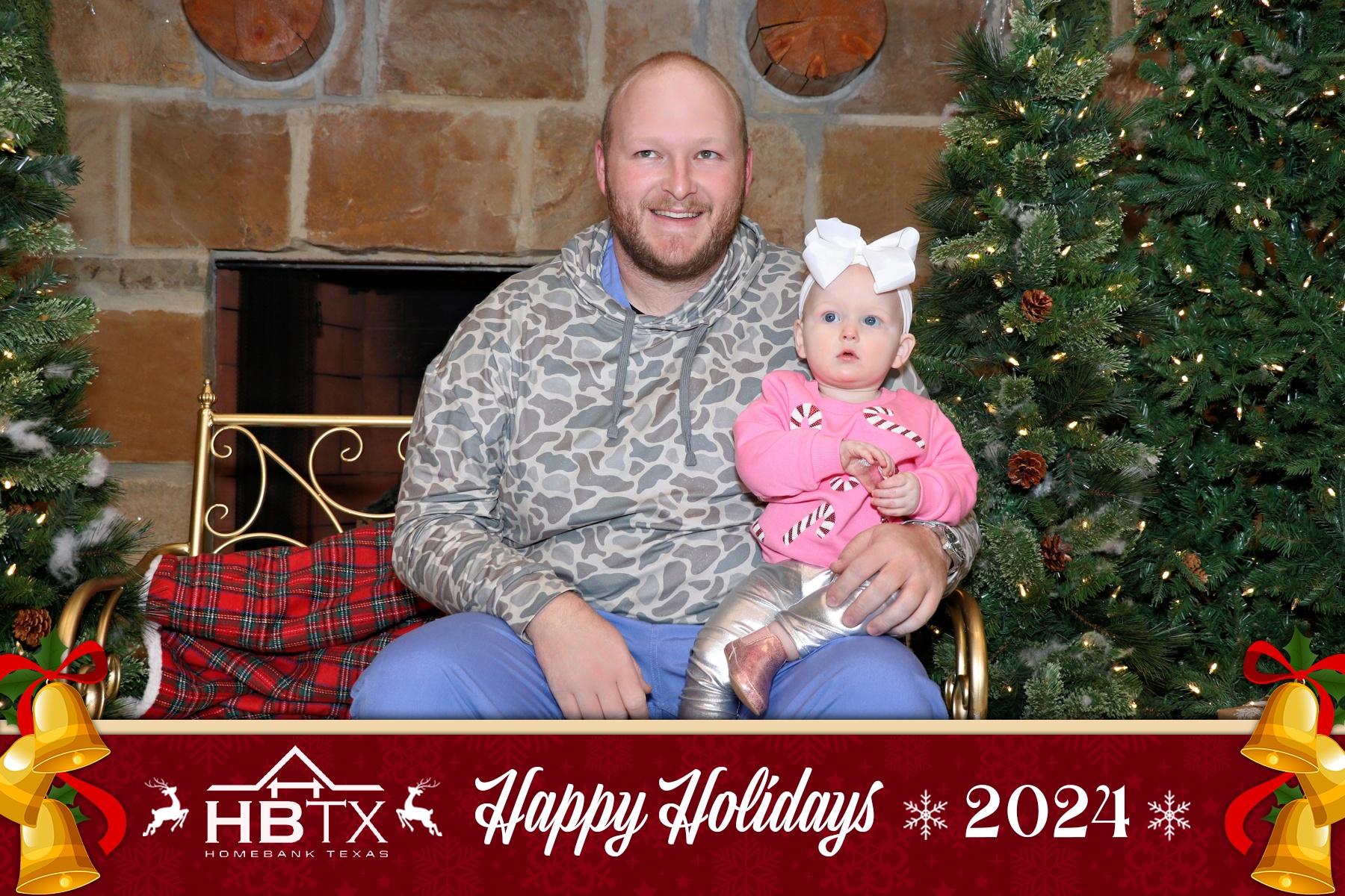 HomeBank Texas Photos with Santa | View more photos from the event at gallery.rckapturedmemories.com/u/RCKapturedMemories/HomeBank-Texas-Photos-with-Santa