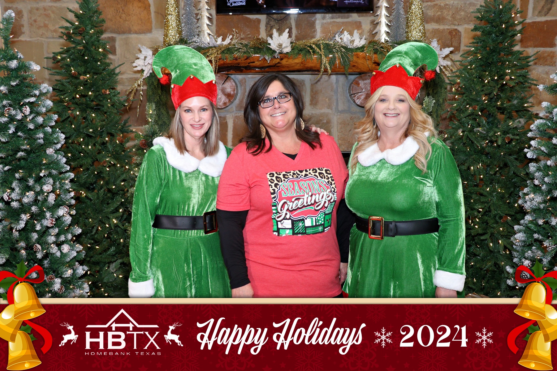 HomeBank Texas Photos with Santa | View more photos from the event at gallery.rckapturedmemories.com/u/RCKapturedMemories/HomeBank-Texas-Photos-with-Santa