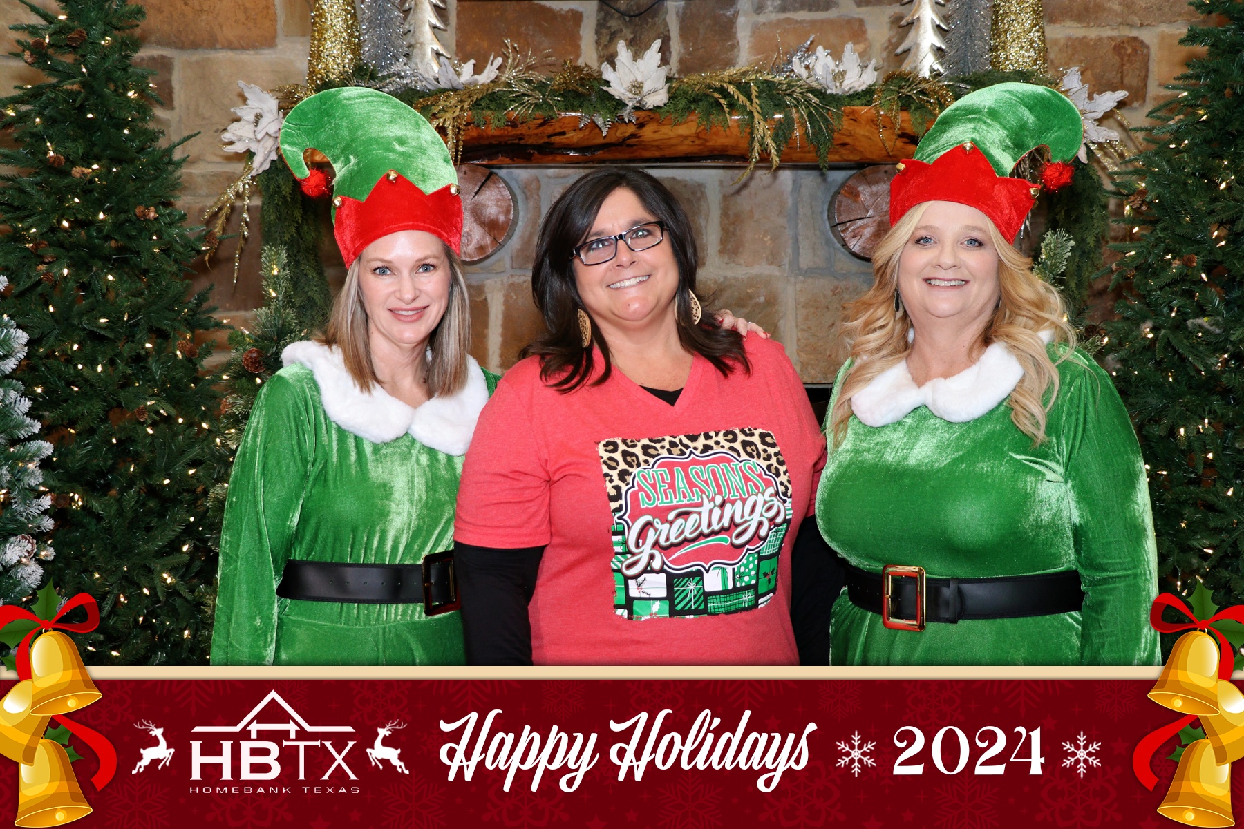 HomeBank Texas Photos with Santa | View more photos from the event at gallery.rckapturedmemories.com/u/RCKapturedMemories/HomeBank-Texas-Photos-with-Santa