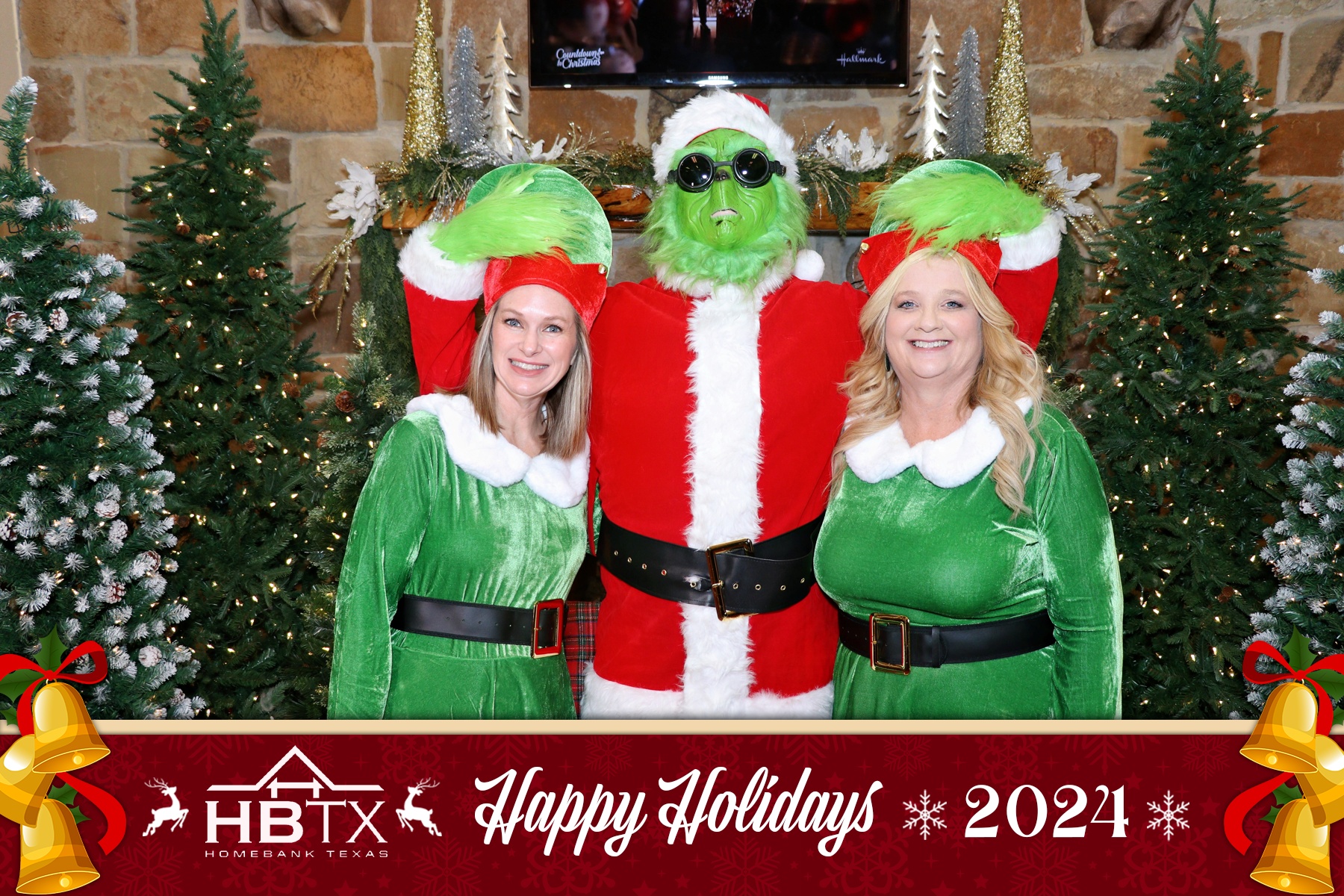 HomeBank Texas Photos with Santa | View more photos from the event at gallery.rckapturedmemories.com/u/RCKapturedMemories/HomeBank-Texas-Photos-with-Santa