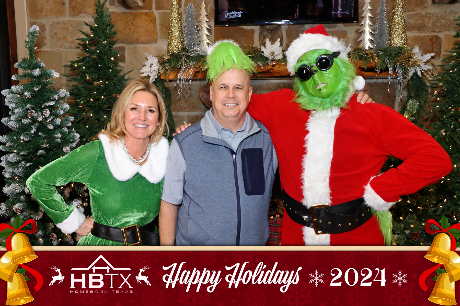 HomeBank Texas Photos with Santa | View more photos from the event at gallery.rckapturedmemories.com/u/RCKapturedMemories/HomeBank-Texas-Photos-with-Santa