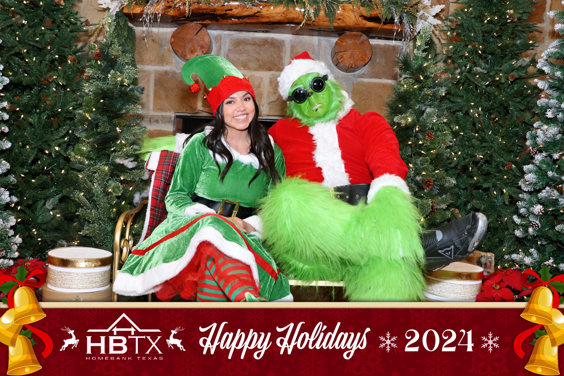 HomeBank Texas Photos with Santa | View more photos from the event at gallery.rckapturedmemories.com/u/RCKapturedMemories/HomeBank-Texas-Photos-with-Santa