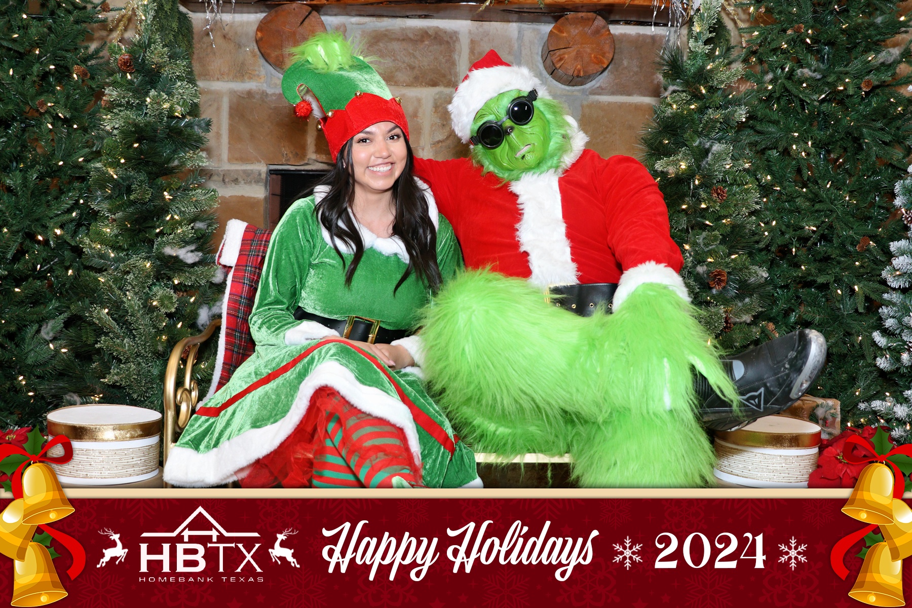 HomeBank Texas Photos with Santa | View more photos from the event at gallery.rckapturedmemories.com/u/RCKapturedMemories/HomeBank-Texas-Photos-with-Santa