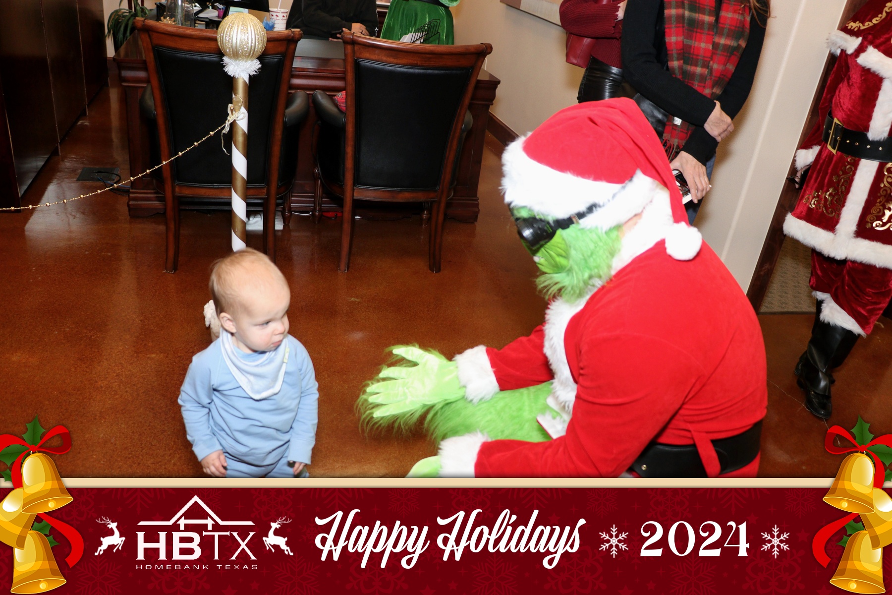 HomeBank Texas Photos with Santa | View more photos from the event at gallery.rckapturedmemories.com/u/RCKapturedMemories/HomeBank-Texas-Photos-with-Santa