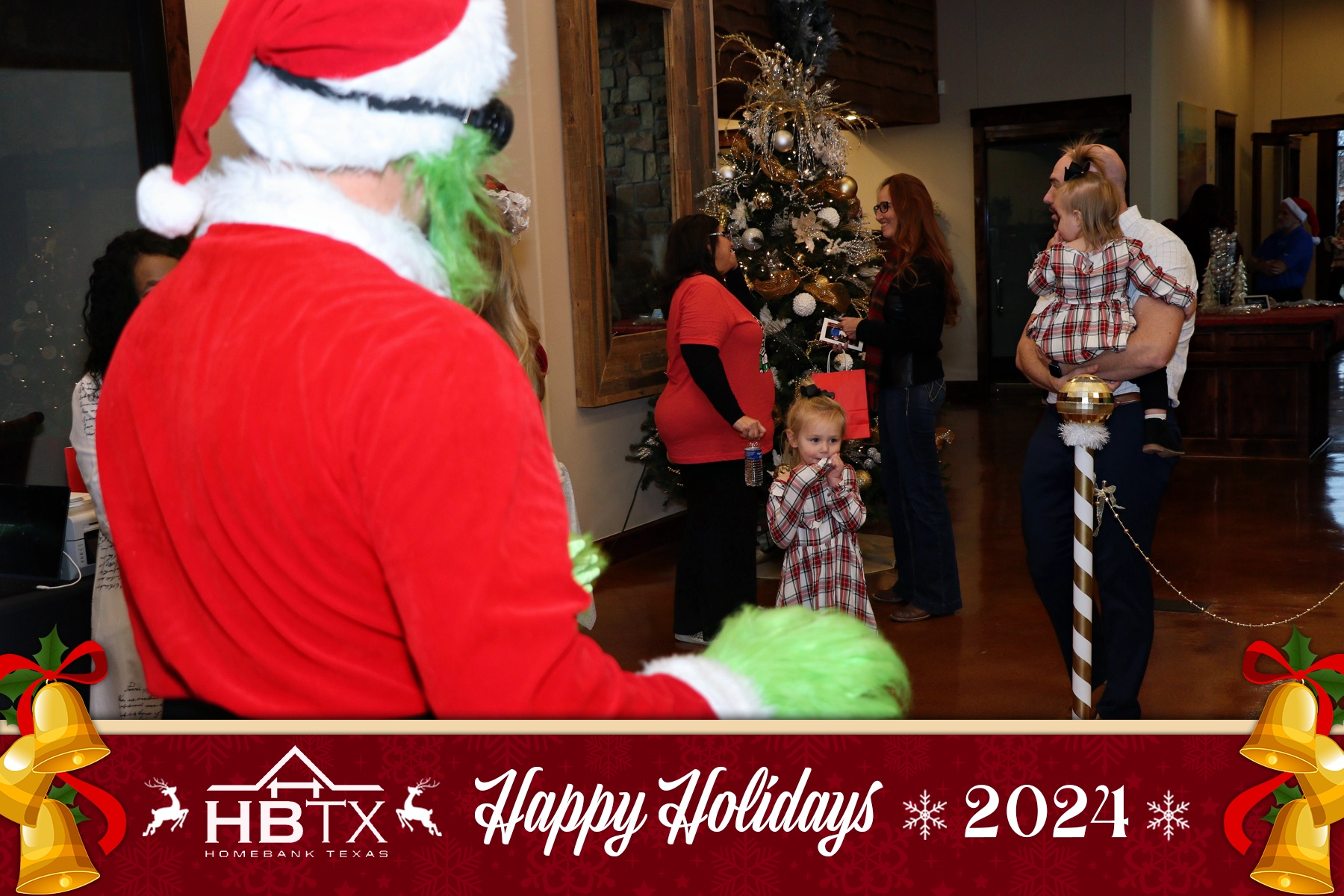 HomeBank Texas Photos with Santa | View more photos from the event at gallery.rckapturedmemories.com/u/RCKapturedMemories/HomeBank-Texas-Photos-with-Santa