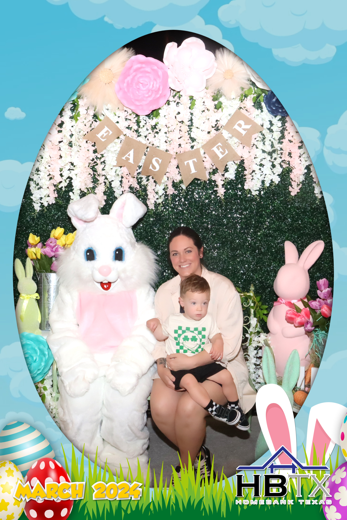 HomeBank Texas Rockwall Easter Photos | View more photos from the event at gallery.rckapturedmemories.com/u/RCKapturedMemories/HomeBank-Texas-Rockwall-Easter-Photos