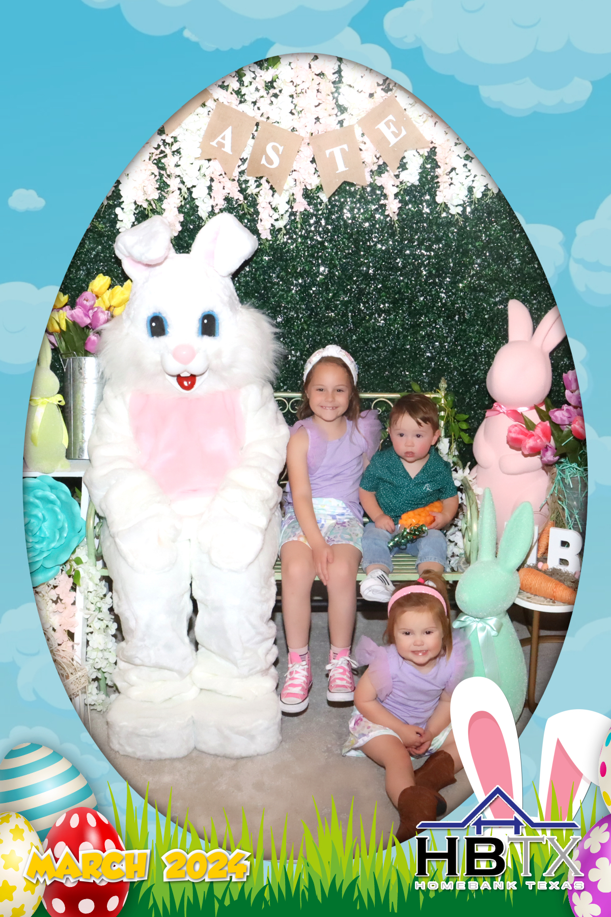 HomeBank Texas Rockwall Easter Photos | View more photos from the event at gallery.rckapturedmemories.com/u/RCKapturedMemories/HomeBank-Texas-Rockwall-Easter-Photos