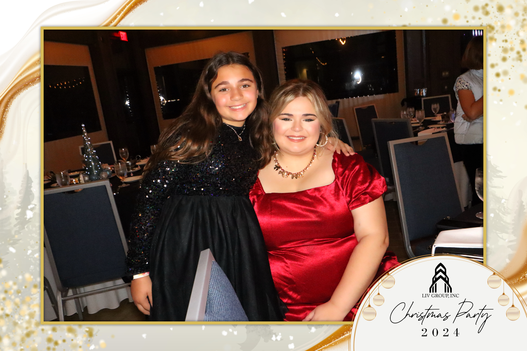 LIV Group Christmas Party | View more photos from the event at gallery.rckapturedmemories.com/u/RCKapturedMemories/LIV-Group-Christmas-Party-0