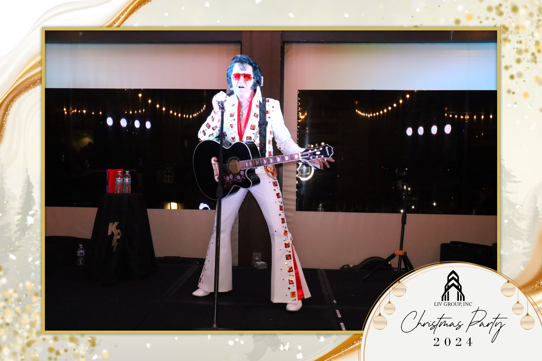 LIV Group Christmas Party | View more photos from the event at gallery.rckapturedmemories.com/u/RCKapturedMemories/LIV-Group-Christmas-Party-0