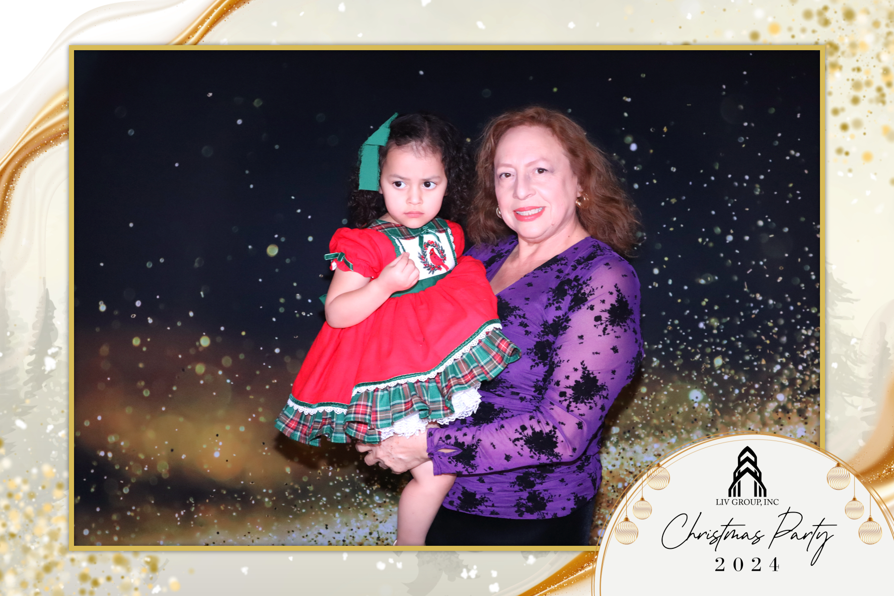 LIV Group Christmas Party | View more photos from the event at gallery.rckapturedmemories.com/u/RCKapturedMemories/LIV-Group-Christmas-Party-0
