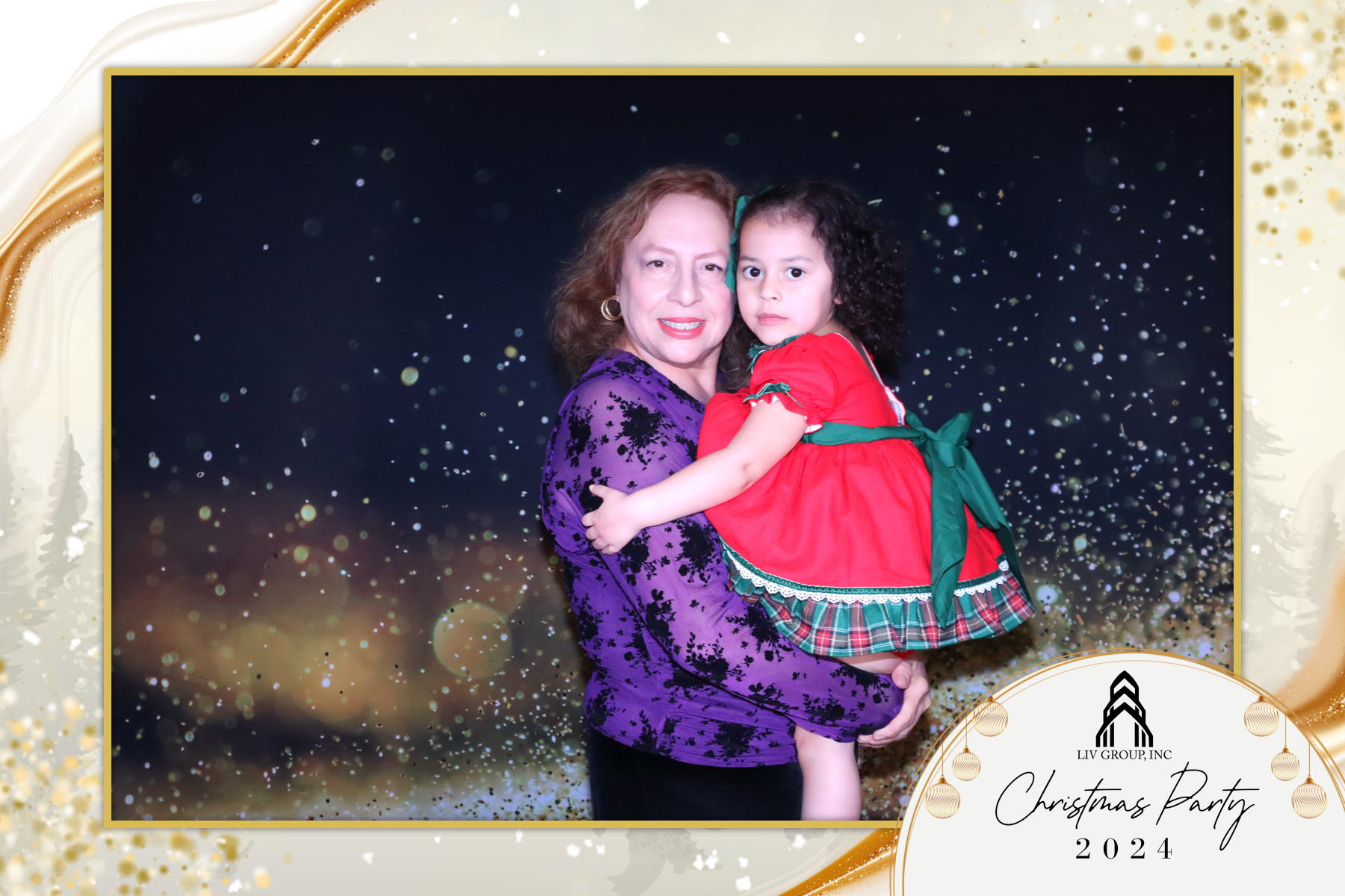 LIV Group Christmas Party | View more photos from the event at gallery.rckapturedmemories.com/u/RCKapturedMemories/LIV-Group-Christmas-Party-0