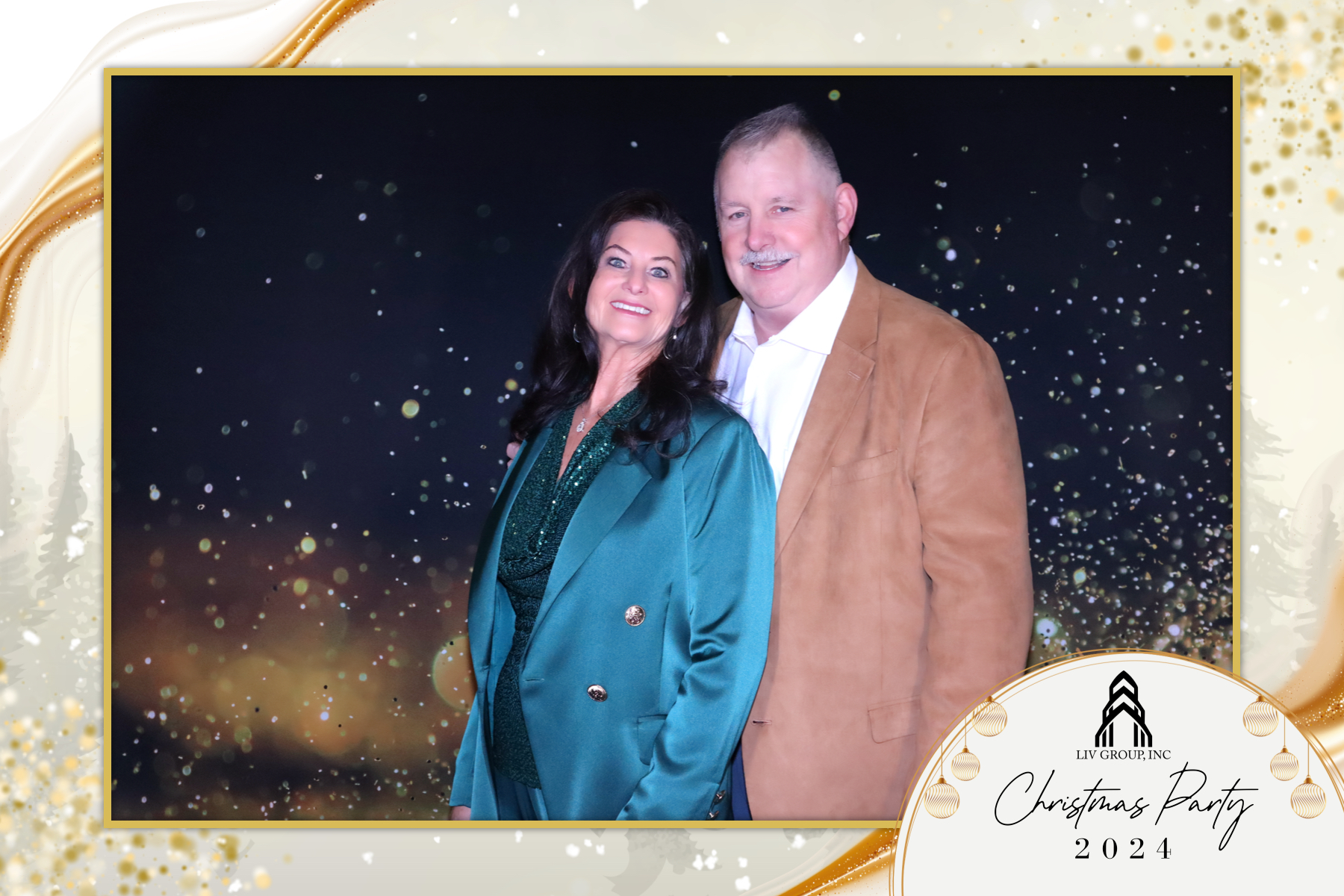LIV Group Christmas Party | View more photos from the event at gallery.rckapturedmemories.com/u/RCKapturedMemories/LIV-Group-Christmas-Party-0