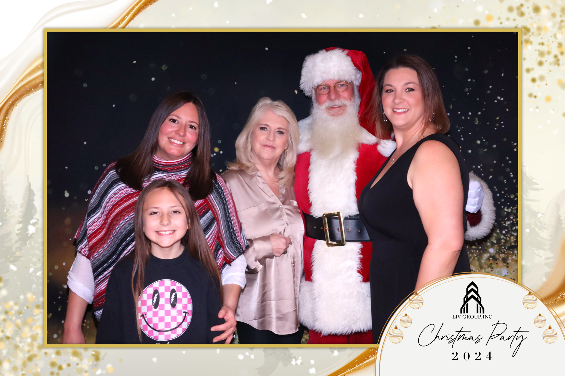 LIV Group Christmas Party | View more photos from the event at gallery.rckapturedmemories.com/u/RCKapturedMemories/LIV-Group-Christmas-Party-0