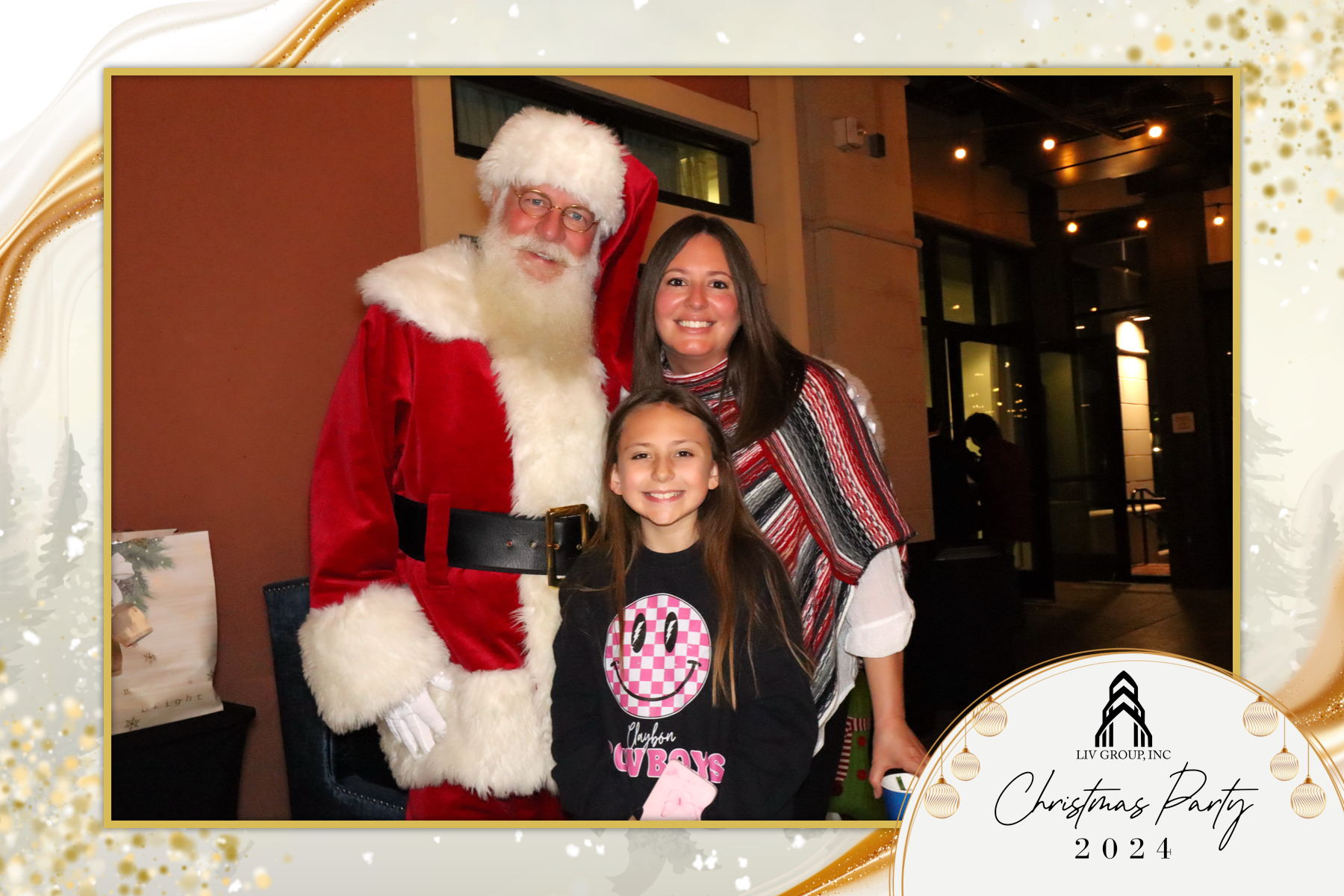 LIV Group Christmas Party | View more photos from the event at gallery.rckapturedmemories.com/u/RCKapturedMemories/LIV-Group-Christmas-Party-0