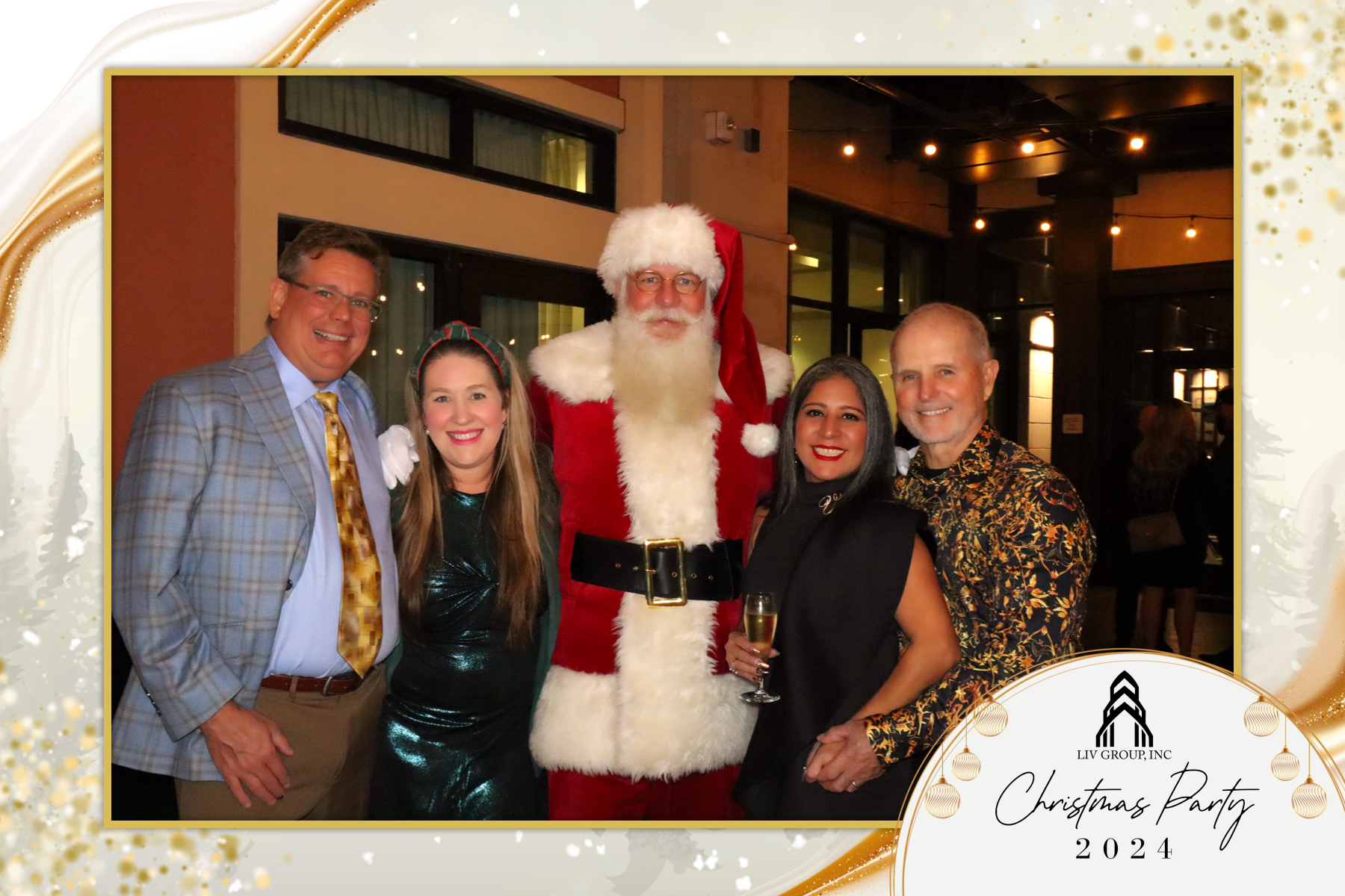 LIV Group Christmas Party | View more photos from the event at gallery.rckapturedmemories.com/u/RCKapturedMemories/LIV-Group-Christmas-Party-0