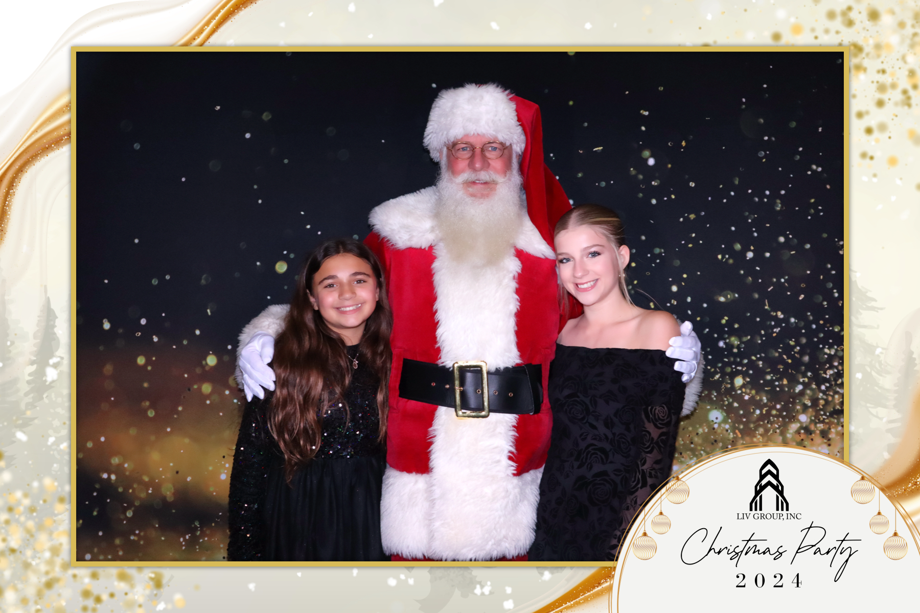 LIV Group Christmas Party | View more photos from the event at gallery.rckapturedmemories.com/u/RCKapturedMemories/LIV-Group-Christmas-Party-0