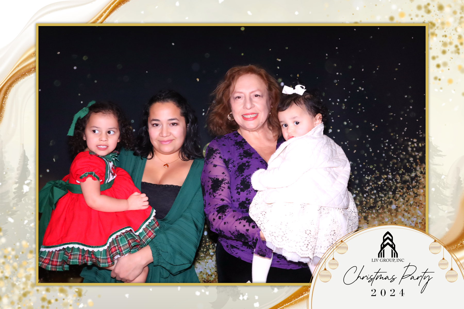 LIV Group Christmas Party | View more photos from the event at gallery.rckapturedmemories.com/u/RCKapturedMemories/LIV-Group-Christmas-Party-0
