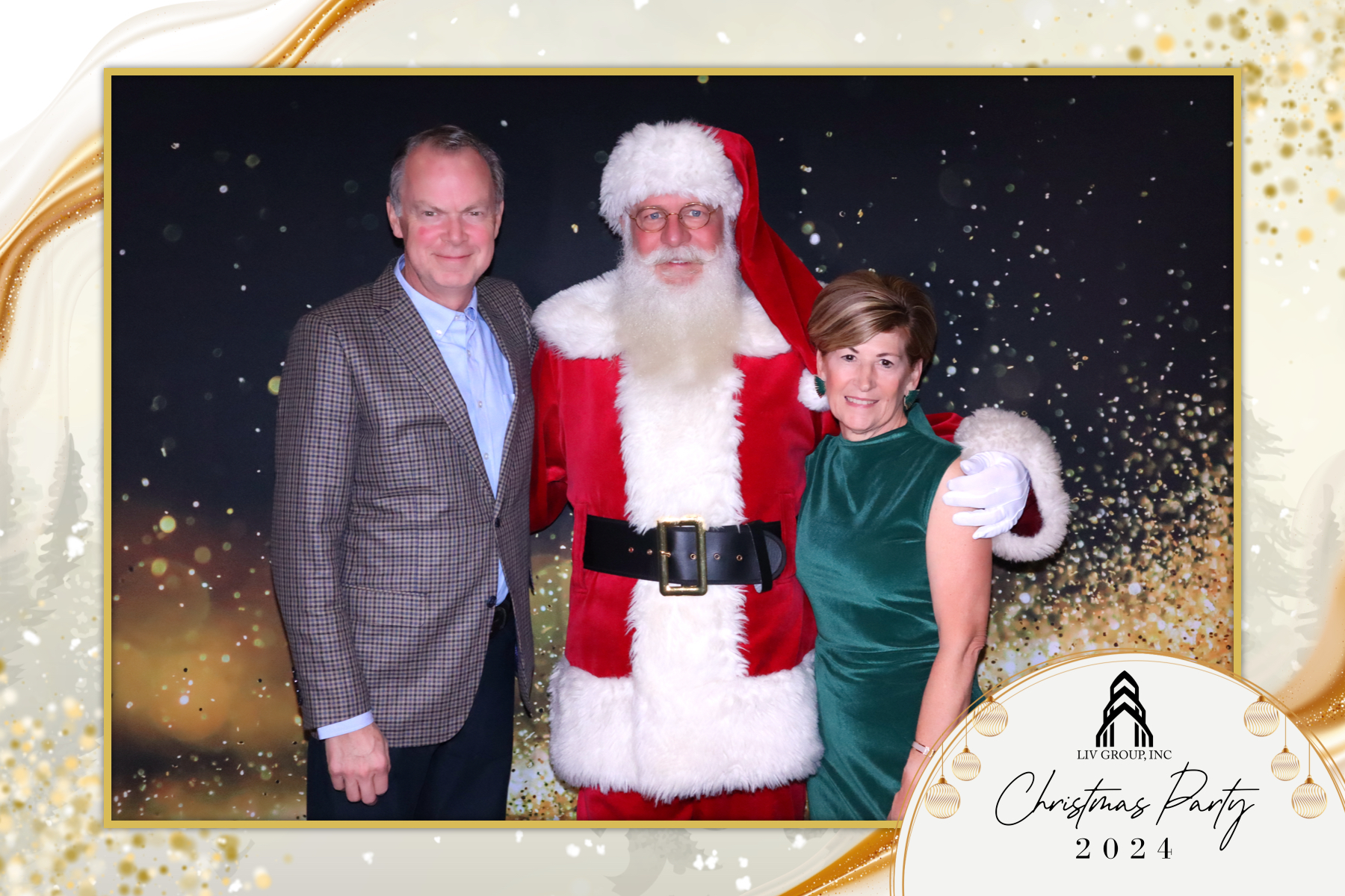 LIV Group Christmas Party | View more photos from the event at gallery.rckapturedmemories.com/u/RCKapturedMemories/LIV-Group-Christmas-Party-0