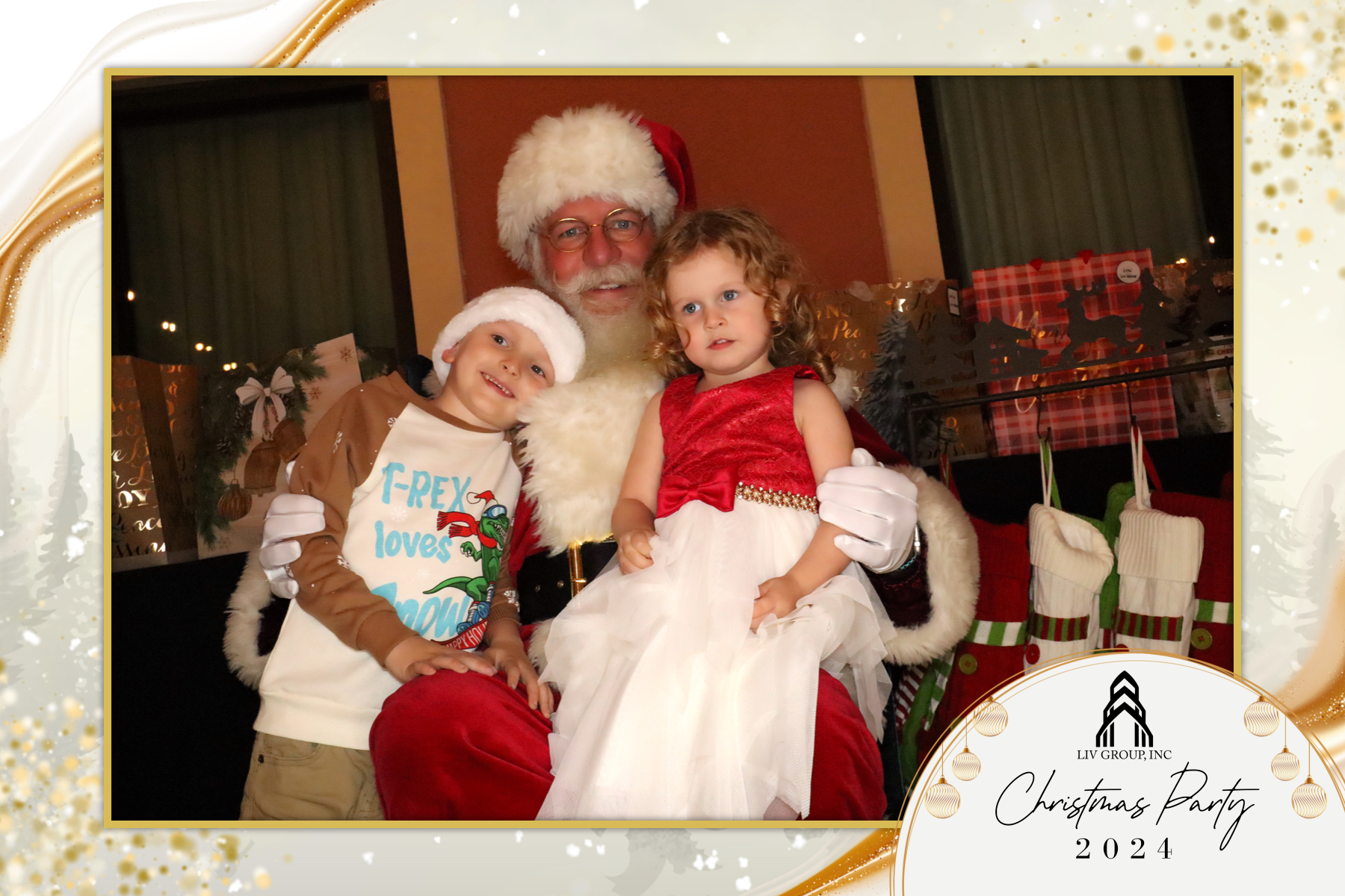LIV Group Christmas Party | View more photos from the event at gallery.rckapturedmemories.com/u/RCKapturedMemories/LIV-Group-Christmas-Party-0