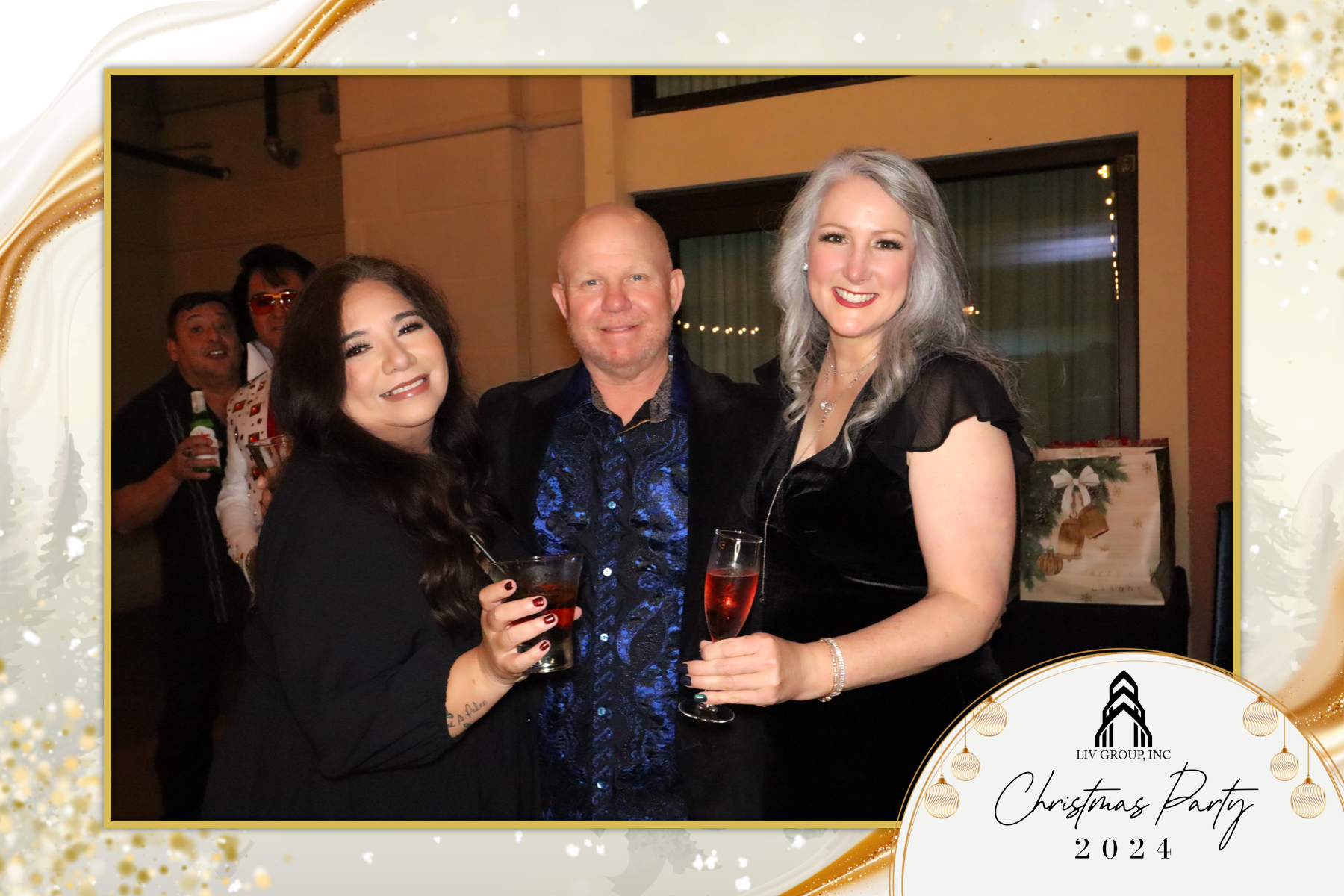 LIV Group Christmas Party | View more photos from the event at gallery.rckapturedmemories.com/u/RCKapturedMemories/LIV-Group-Christmas-Party-0