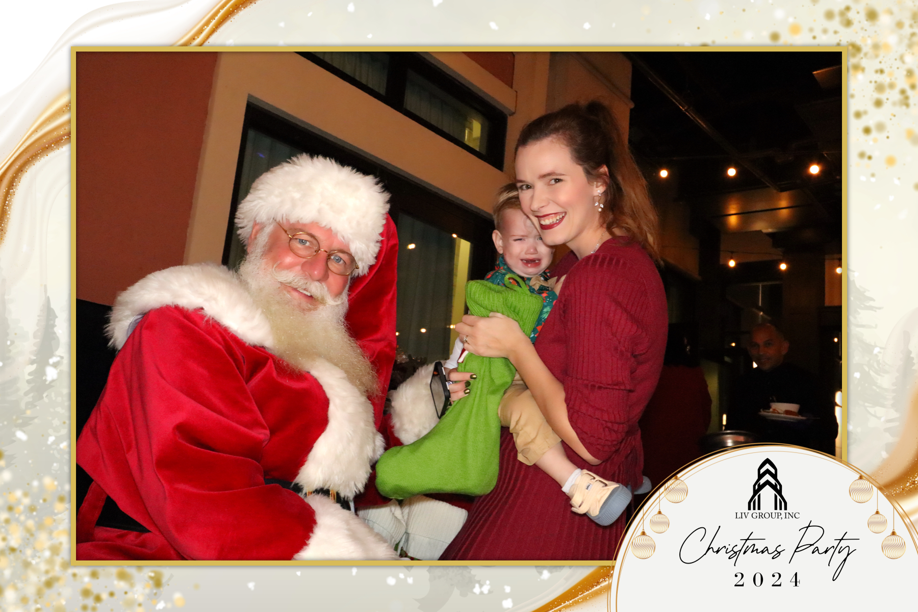 LIV Group Christmas Party | View more photos from the event at gallery.rckapturedmemories.com/u/RCKapturedMemories/LIV-Group-Christmas-Party-0