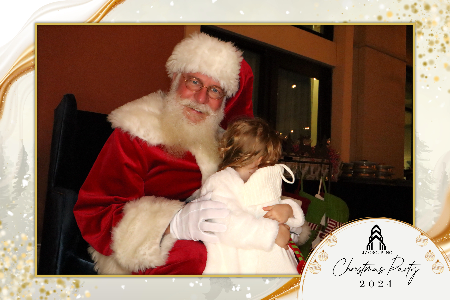 LIV Group Christmas Party | View more photos from the event at gallery.rckapturedmemories.com/u/RCKapturedMemories/LIV-Group-Christmas-Party-0