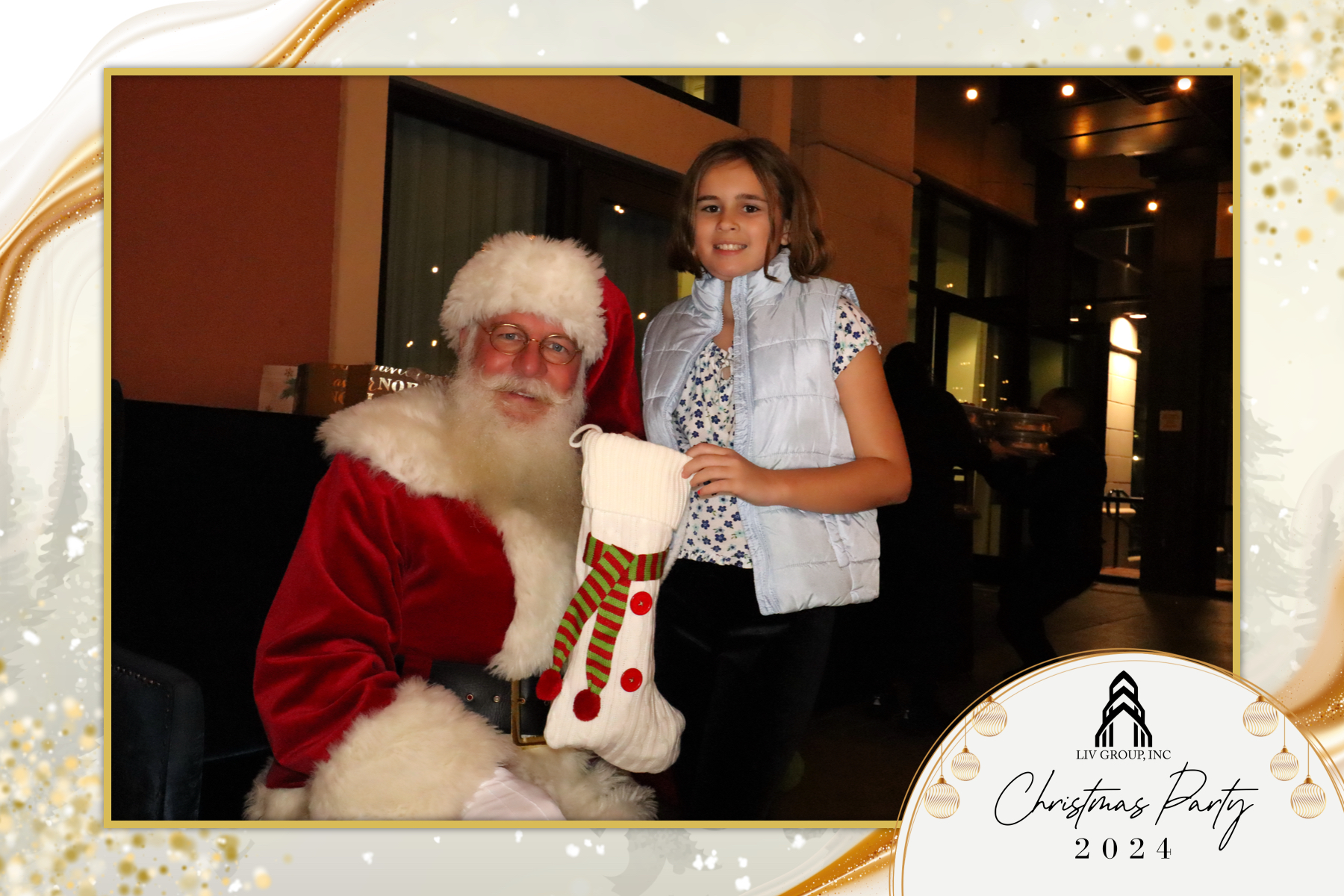 LIV Group Christmas Party | View more photos from the event at gallery.rckapturedmemories.com/u/RCKapturedMemories/LIV-Group-Christmas-Party-0