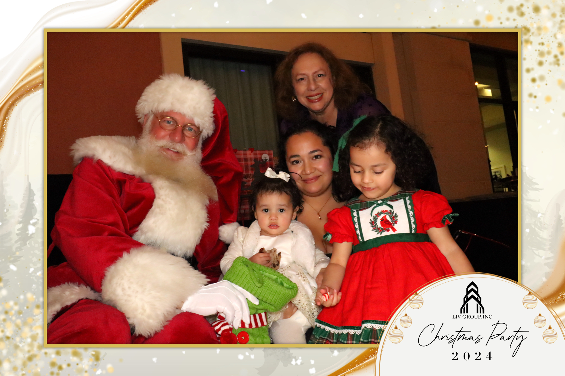 LIV Group Christmas Party | View more photos from the event at gallery.rckapturedmemories.com/u/RCKapturedMemories/LIV-Group-Christmas-Party-0