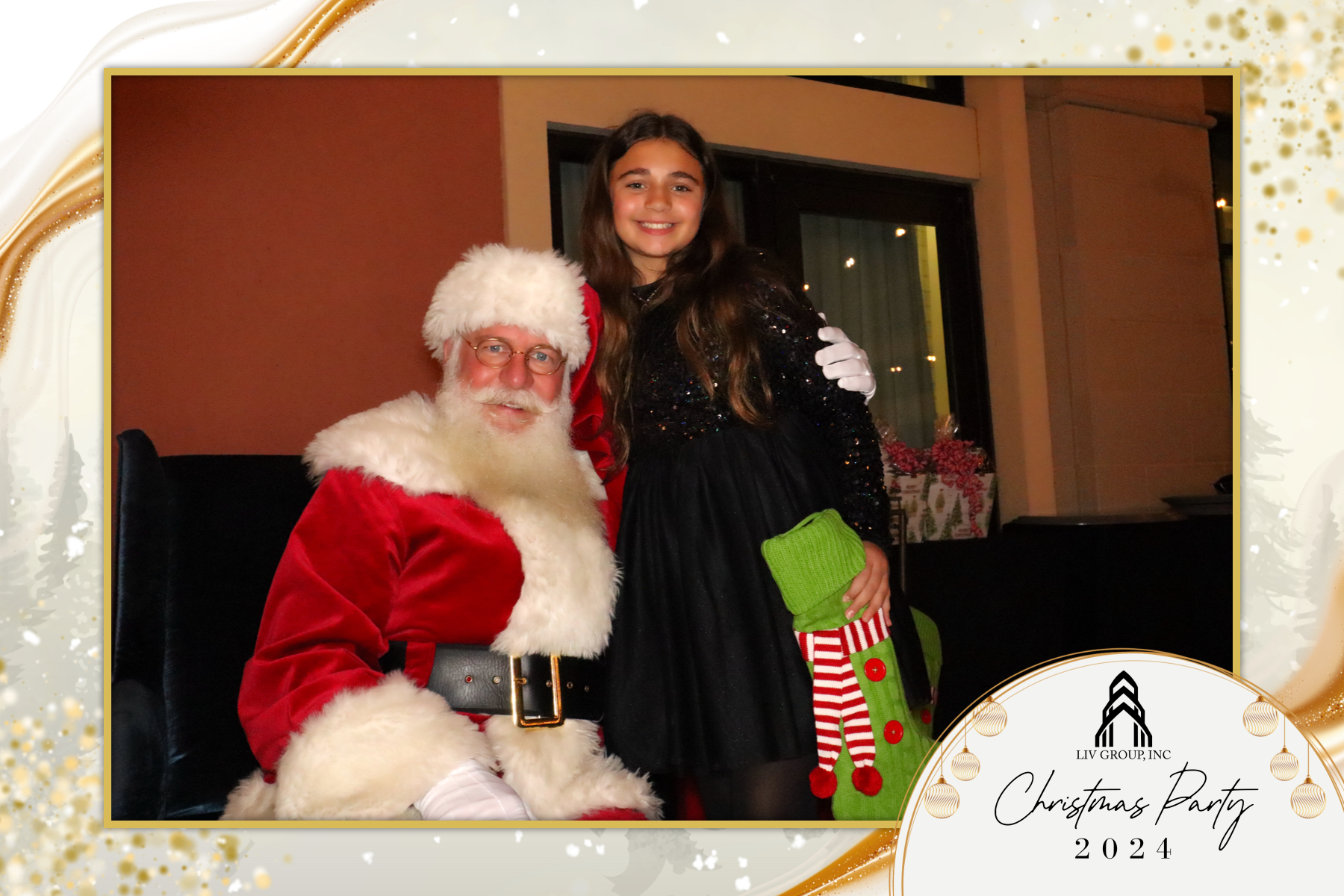 LIV Group Christmas Party | View more photos from the event at gallery.rckapturedmemories.com/u/RCKapturedMemories/LIV-Group-Christmas-Party-0