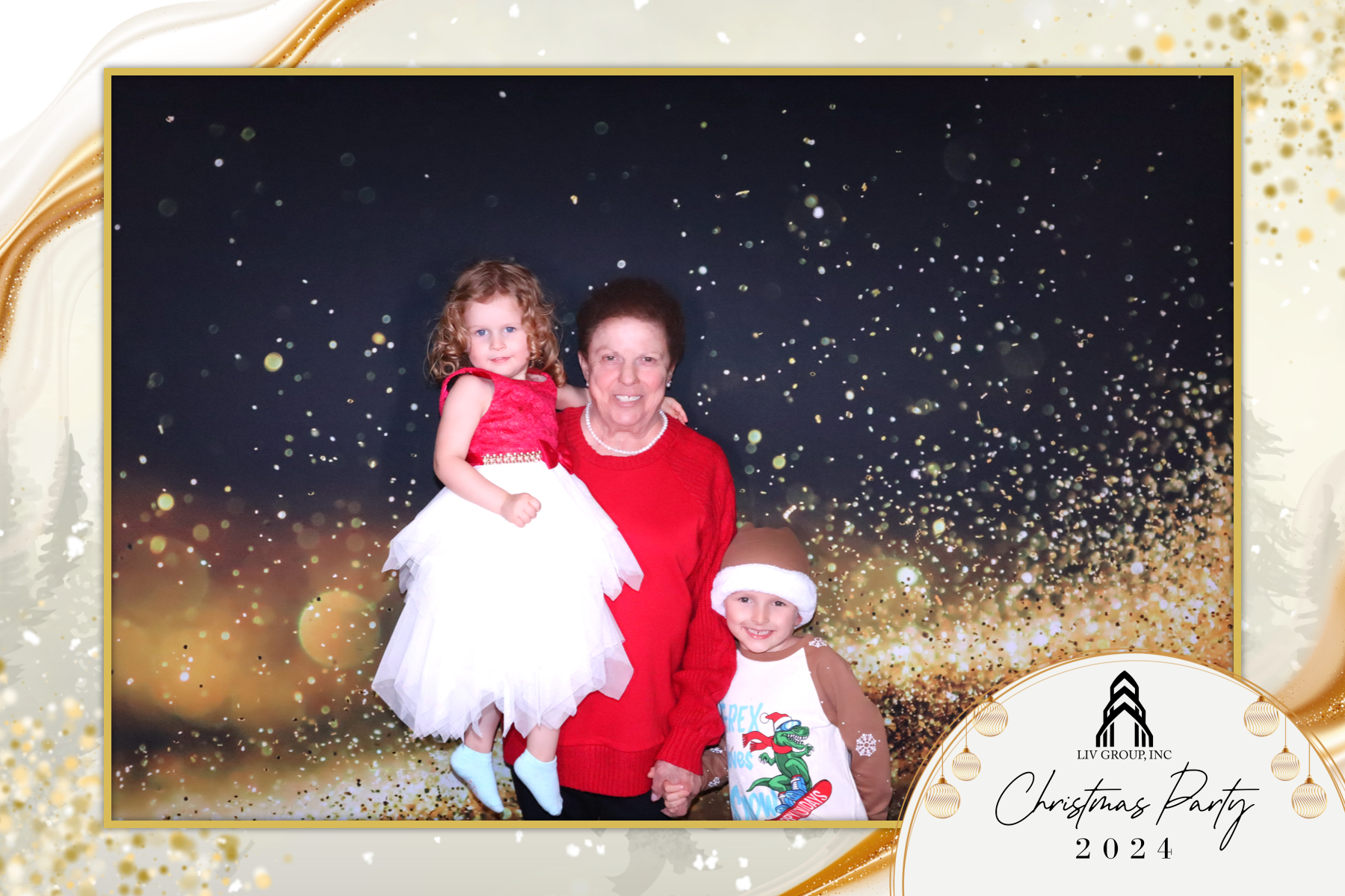 LIV Group Christmas Party | View more photos from the event at gallery.rckapturedmemories.com/u/RCKapturedMemories/LIV-Group-Christmas-Party-0