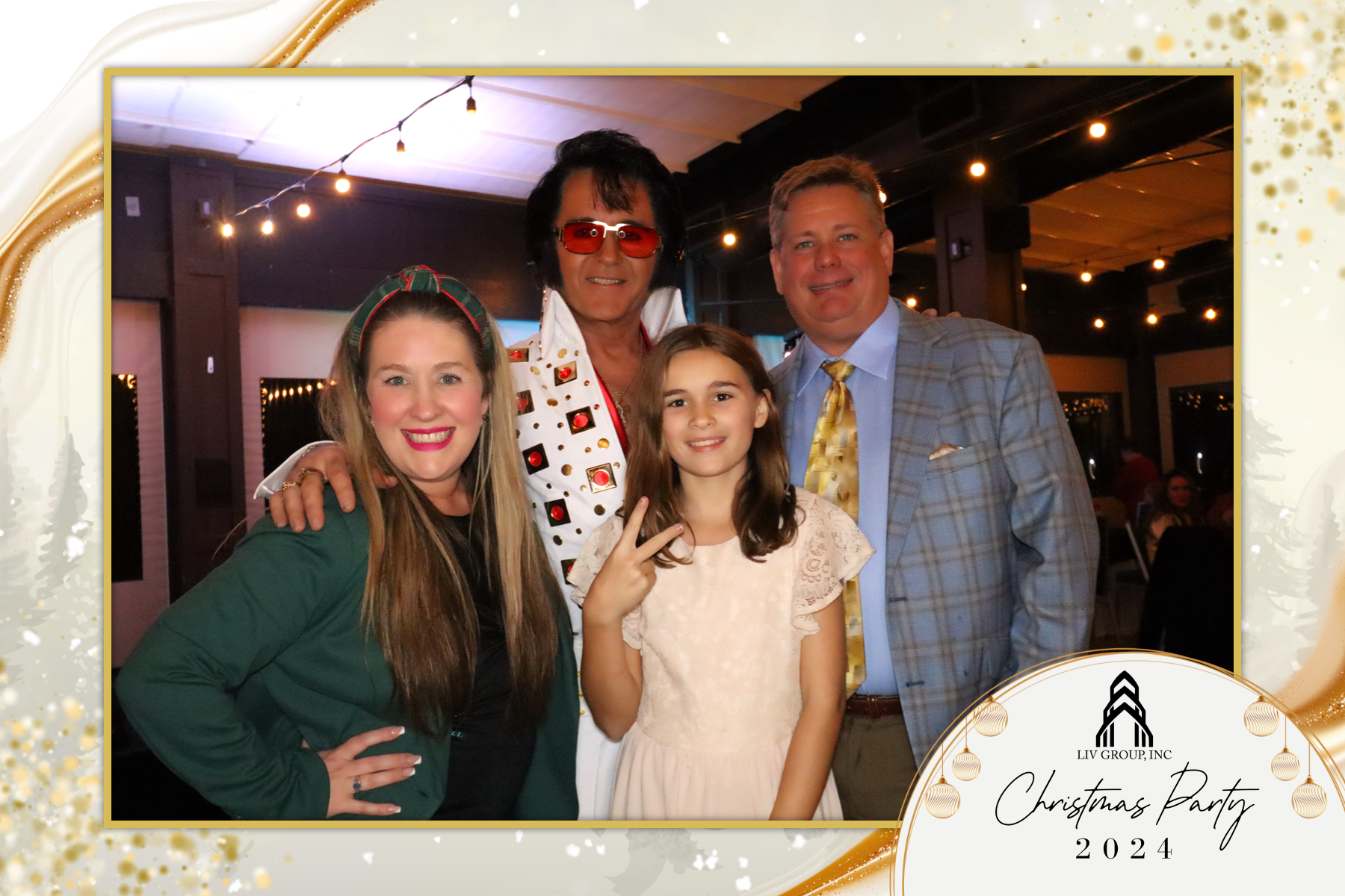 LIV Group Christmas Party | View more photos from the event at gallery.rckapturedmemories.com/u/RCKapturedMemories/LIV-Group-Christmas-Party-0