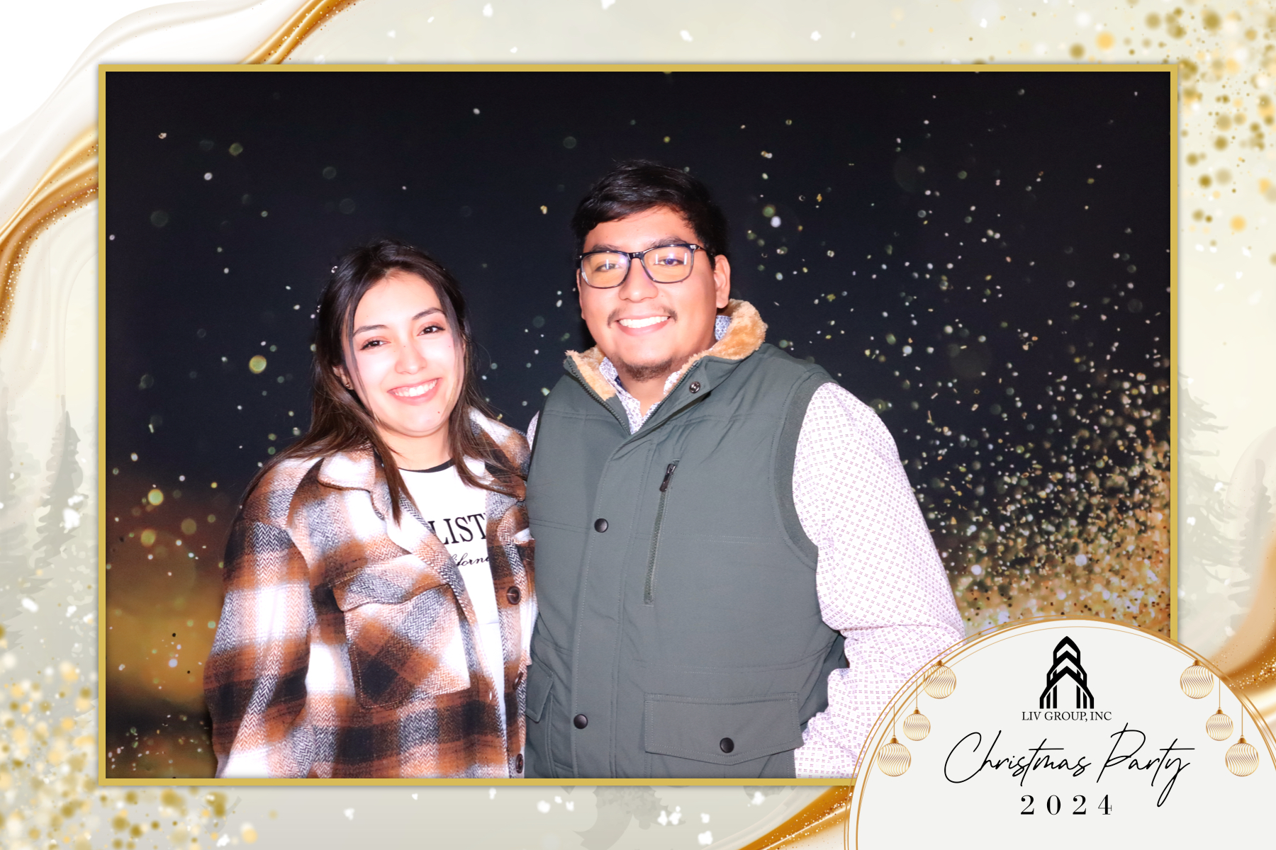 LIV Group Christmas Party | View more photos from the event at gallery.rckapturedmemories.com/u/RCKapturedMemories/LIV-Group-Christmas-Party-0
