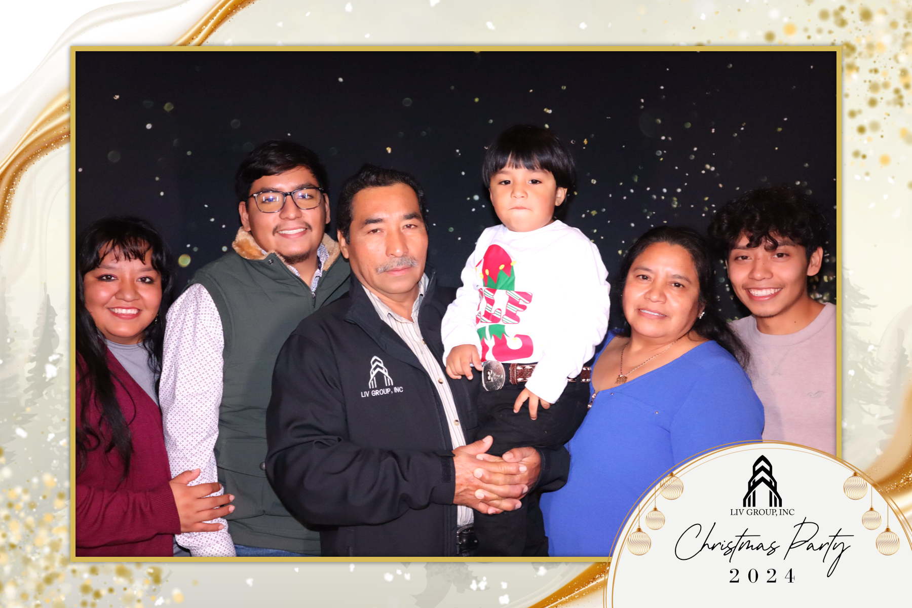 LIV Group Christmas Party | View more photos from the event at gallery.rckapturedmemories.com/u/RCKapturedMemories/LIV-Group-Christmas-Party-0