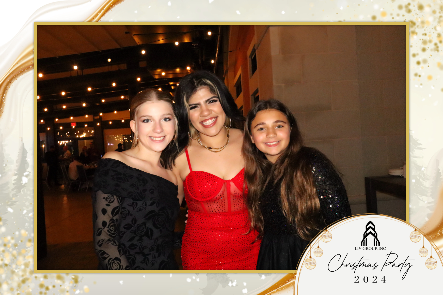 LIV Group Christmas Party | View more photos from the event at gallery.rckapturedmemories.com/u/RCKapturedMemories/LIV-Group-Christmas-Party-0