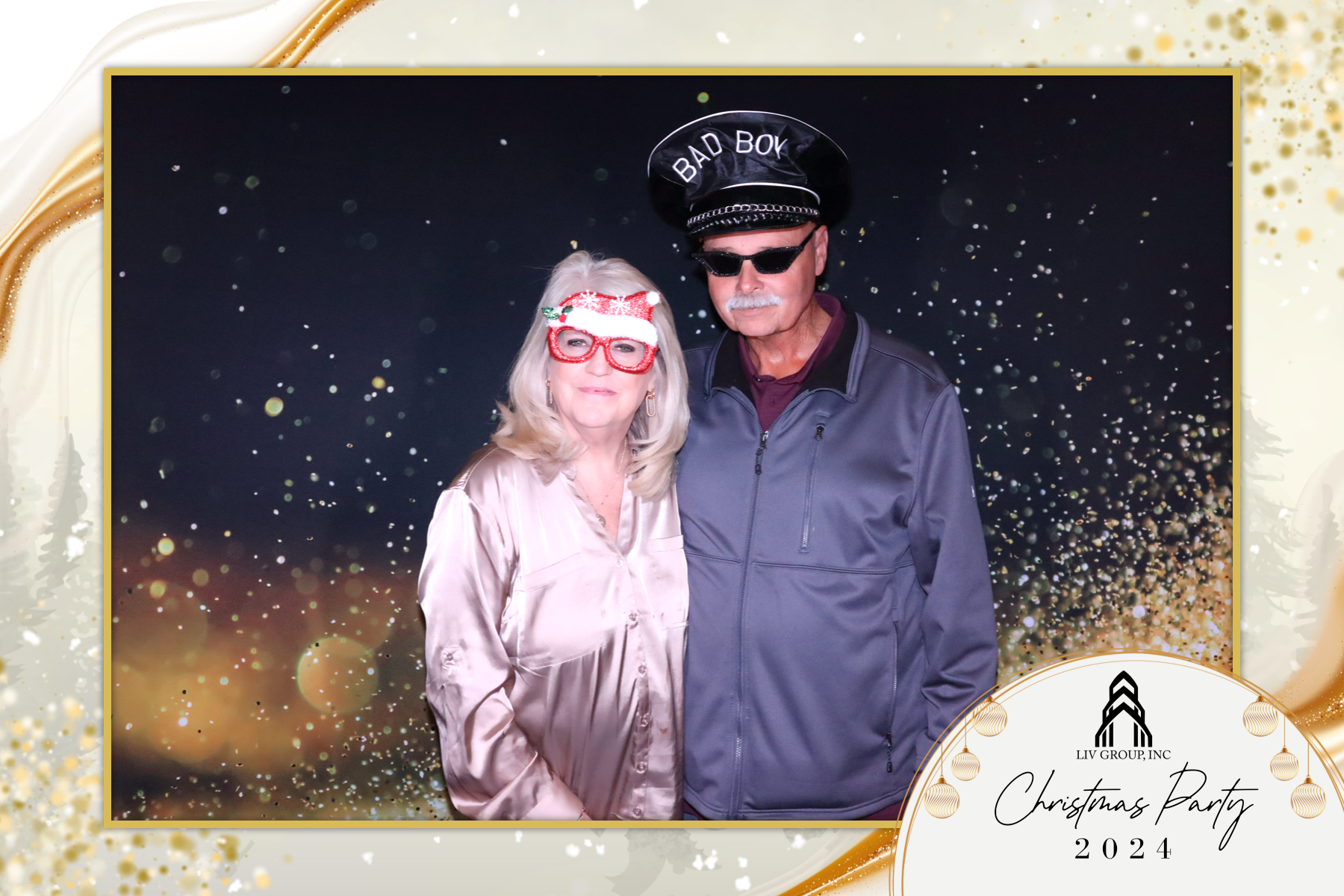 LIV Group Christmas Party | View more photos from the event at gallery.rckapturedmemories.com/u/RCKapturedMemories/LIV-Group-Christmas-Party-0