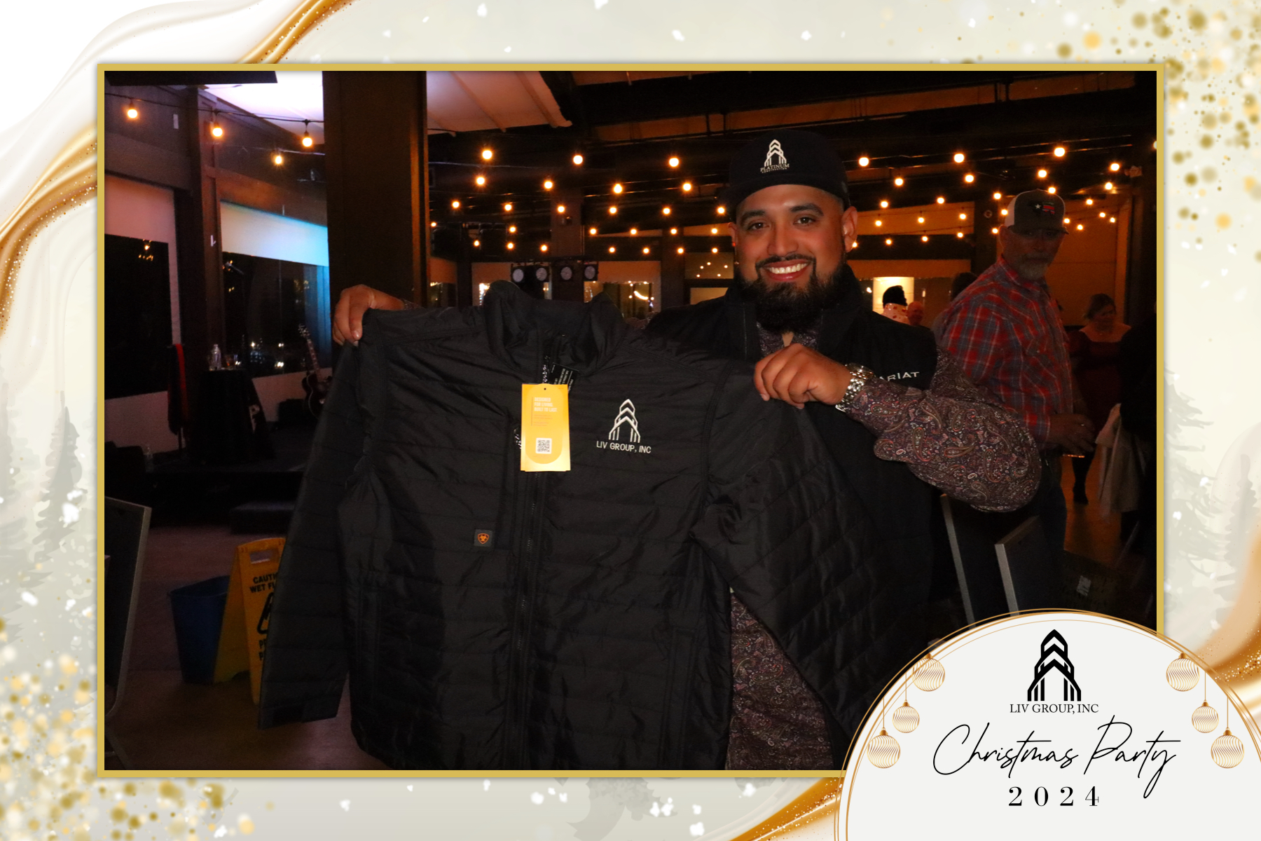 LIV Group Christmas Party | View more photos from the event at gallery.rckapturedmemories.com/u/RCKapturedMemories/LIV-Group-Christmas-Party-0