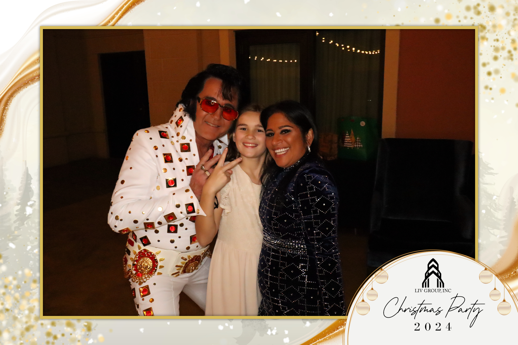 LIV Group Christmas Party | View more photos from the event at gallery.rckapturedmemories.com/u/RCKapturedMemories/LIV-Group-Christmas-Party-0