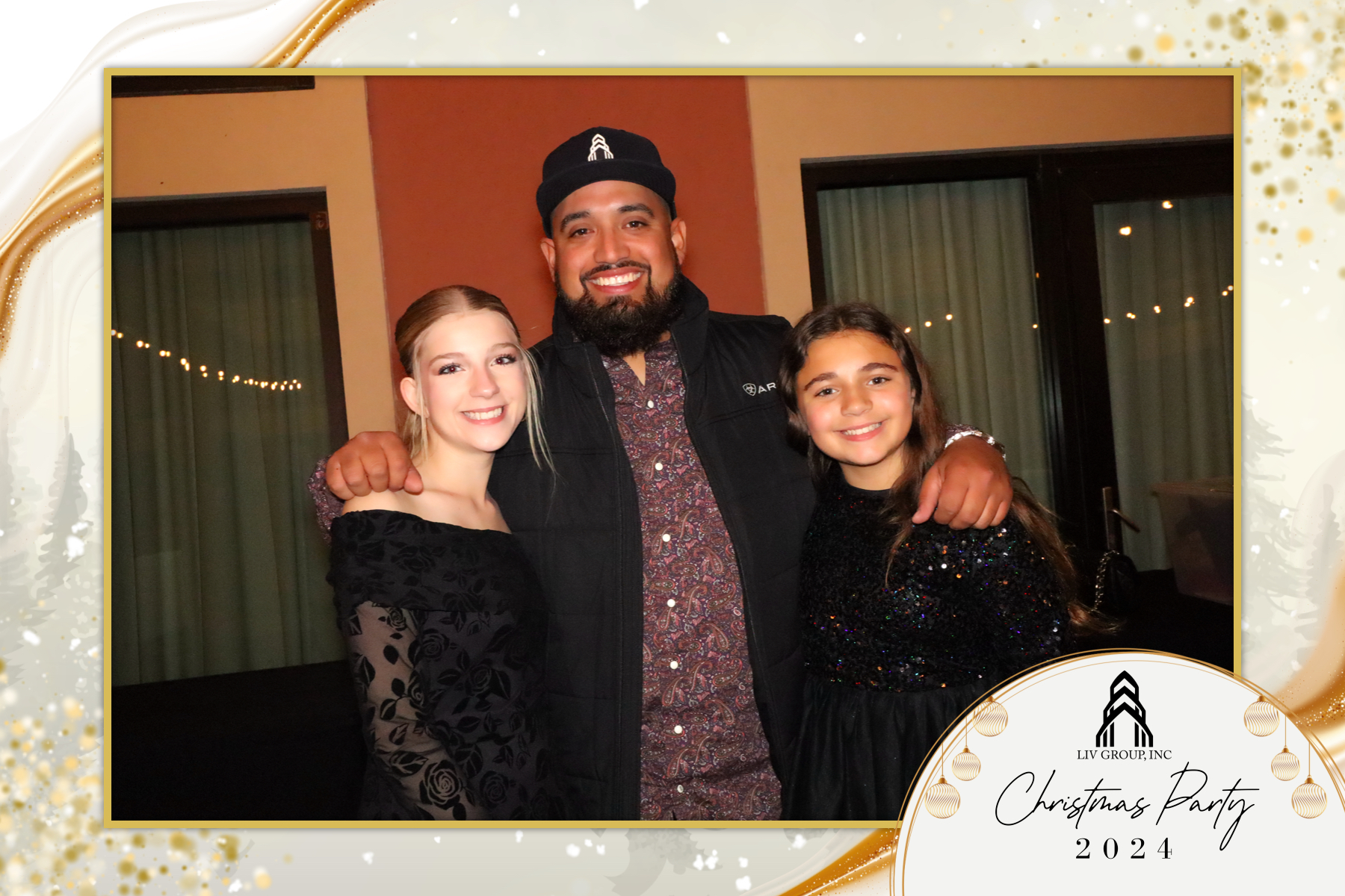 LIV Group Christmas Party | View more photos from the event at gallery.rckapturedmemories.com/u/RCKapturedMemories/LIV-Group-Christmas-Party-0