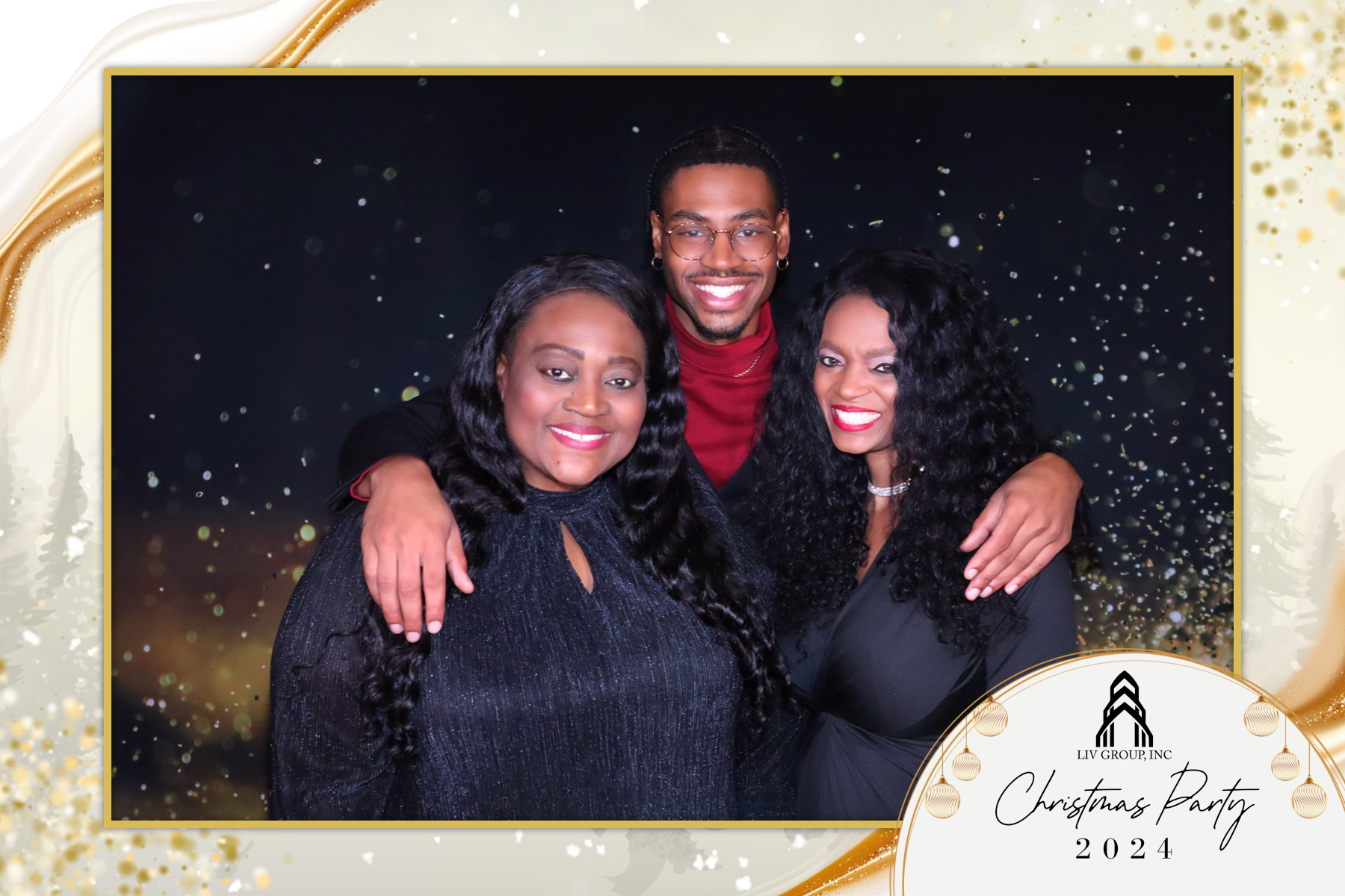 LIV Group Christmas Party | View more photos from the event at gallery.rckapturedmemories.com/u/RCKapturedMemories/LIV-Group-Christmas-Party-0
