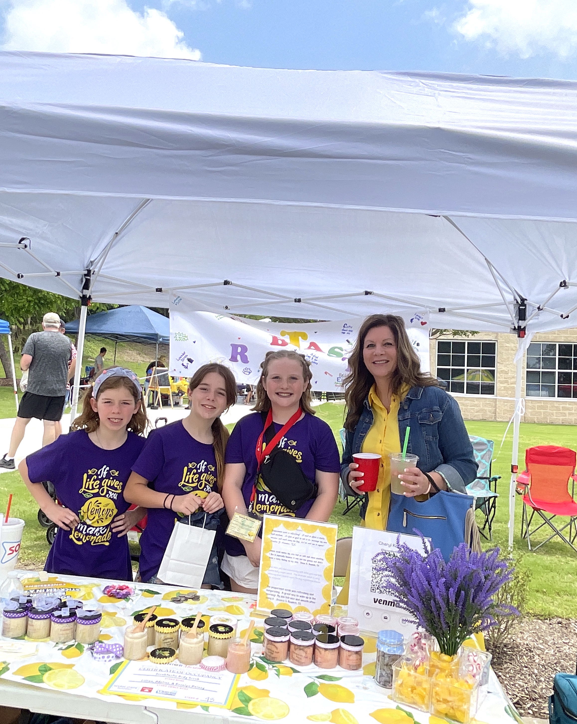 Lemonade Day:  The Junior Market | View more photos from the event at gallery.rckapturedmemories.com/u/RCKapturedMemories/Lemonade-Day-The-Junior-Market