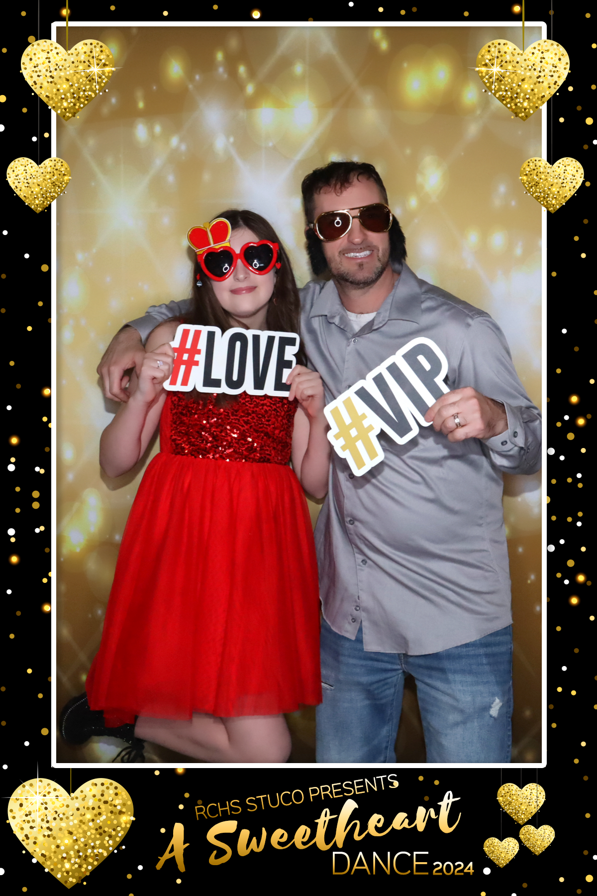 RCHS:  A SWEETHEART DANCE | View more photos from the event at gallery.rckapturedmemories.com/u/RCKapturedMemories/RCHS-A-SWEETHEART-DANCE