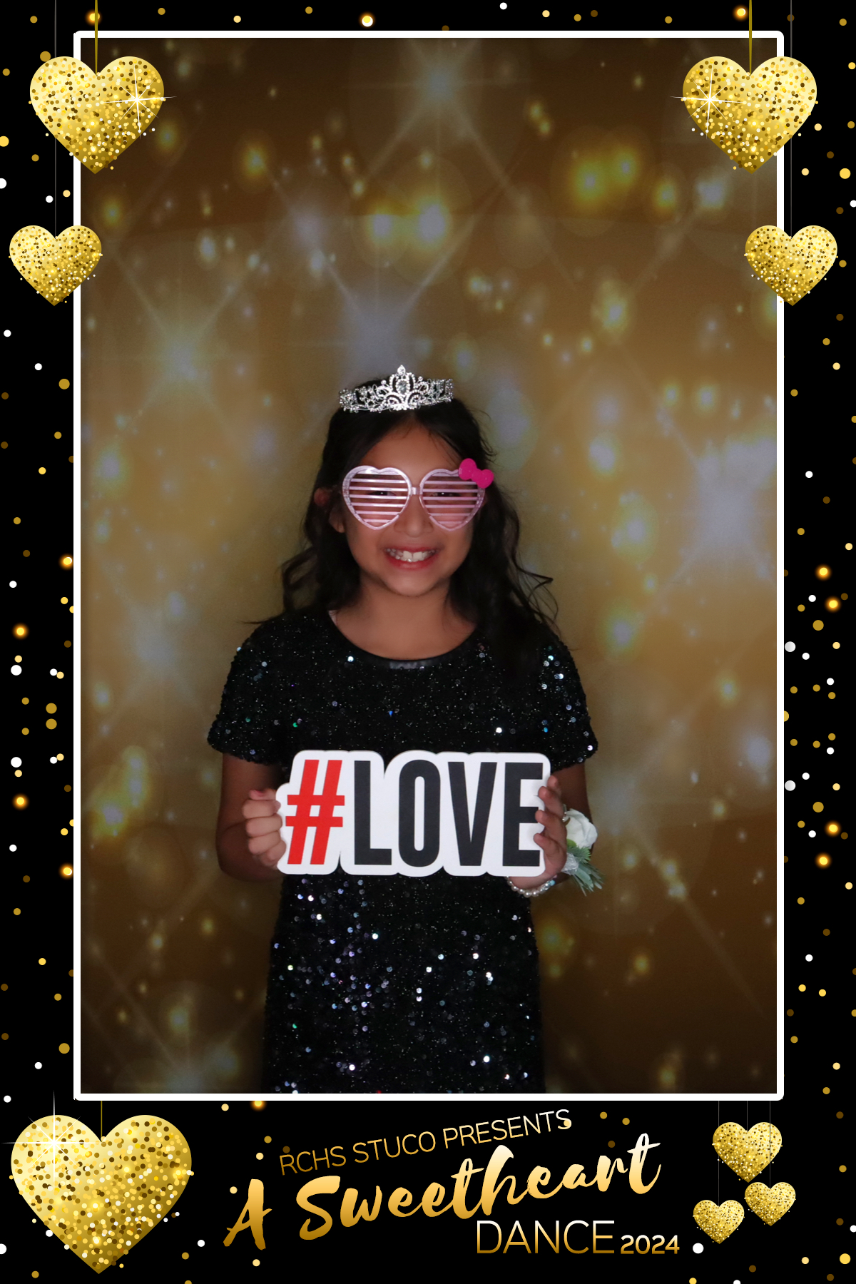 RCHS:  A SWEETHEART DANCE | View more photos from the event at gallery.rckapturedmemories.com/u/RCKapturedMemories/RCHS-A-SWEETHEART-DANCE